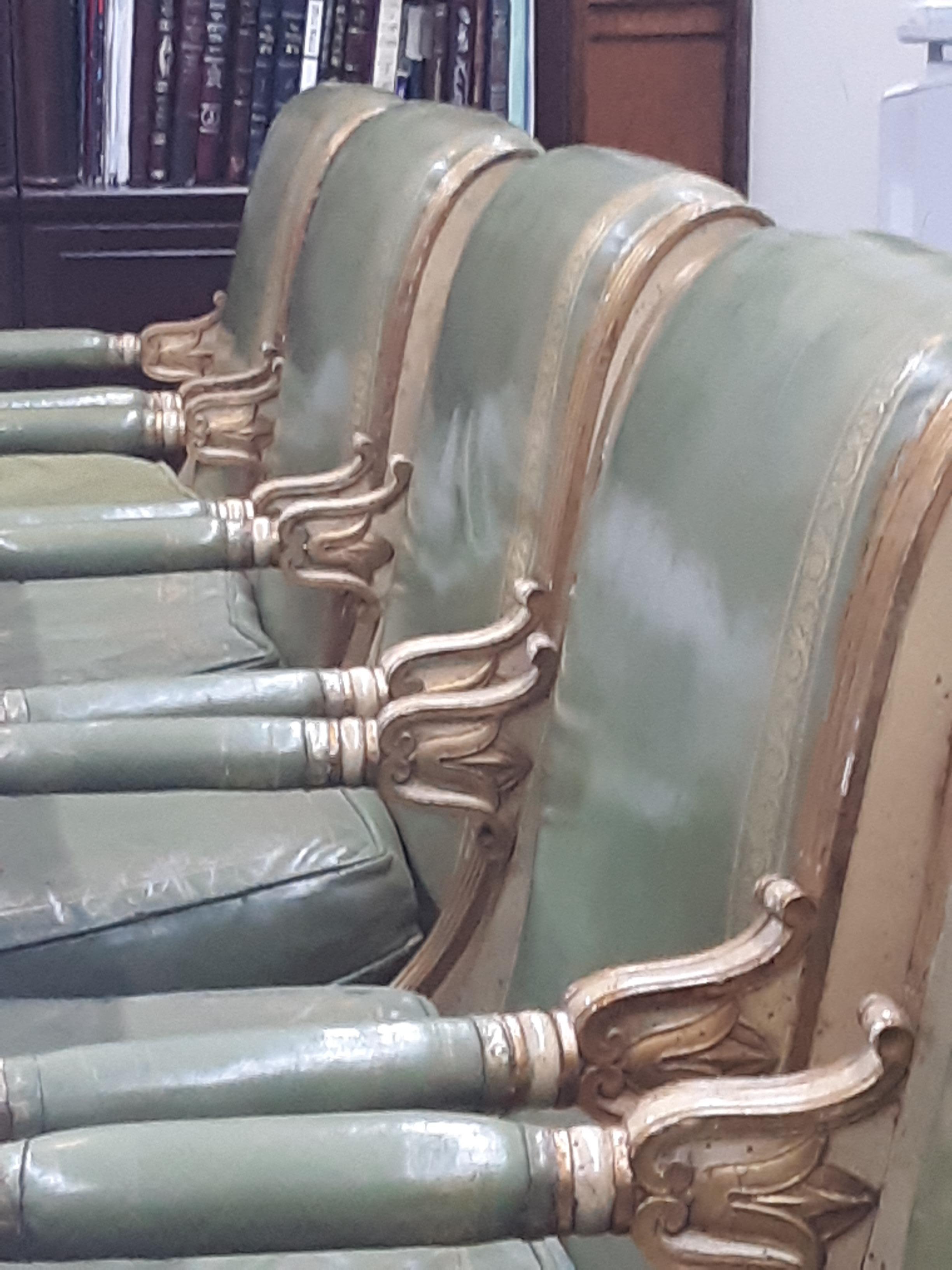 American Mid 19th Century Queen Anne Royal Throne Gilt & Leather Set of 12 Armchairs For Sale