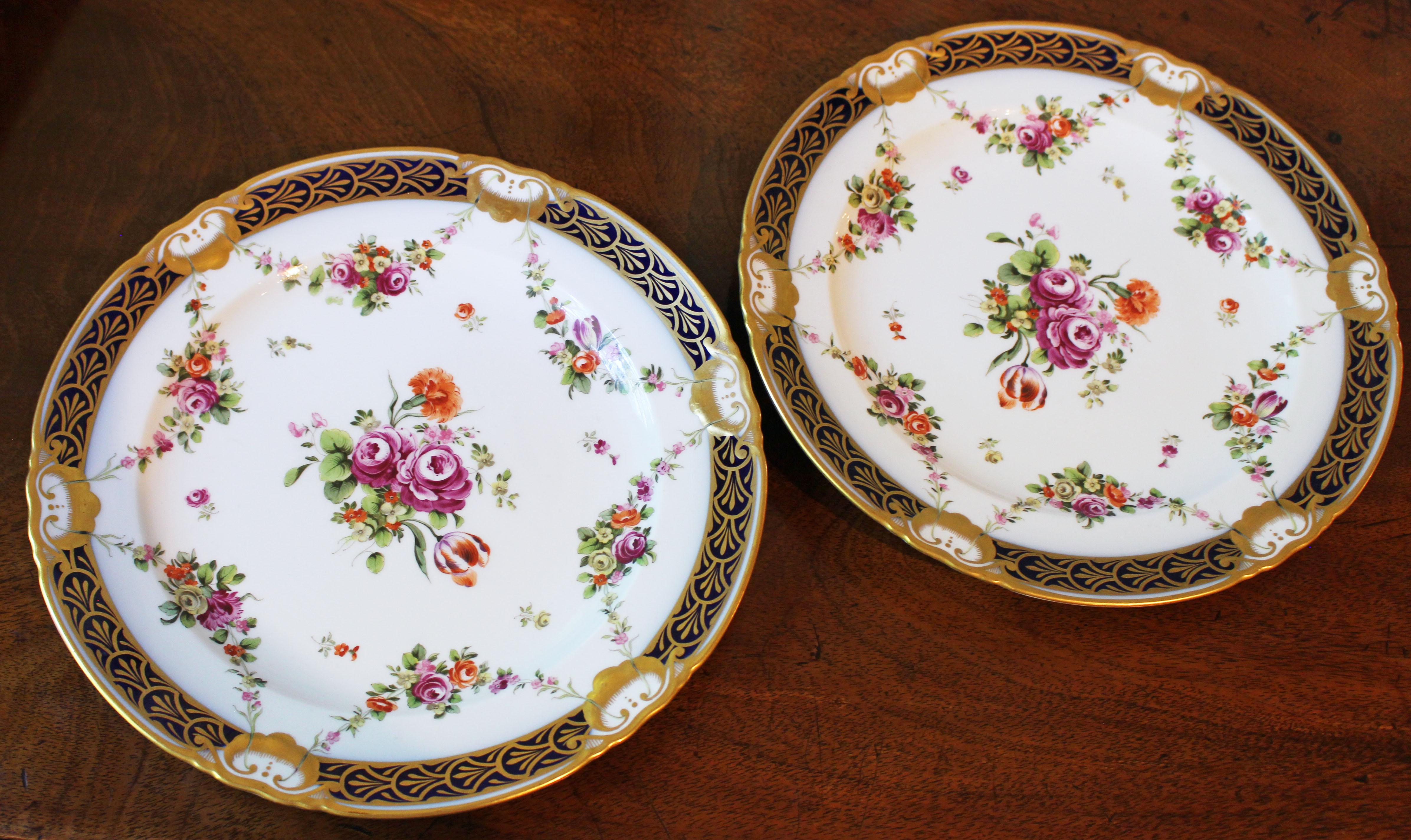 Mid-19th Century Royal Vienna Pair of Painted Cabinet Plates 1