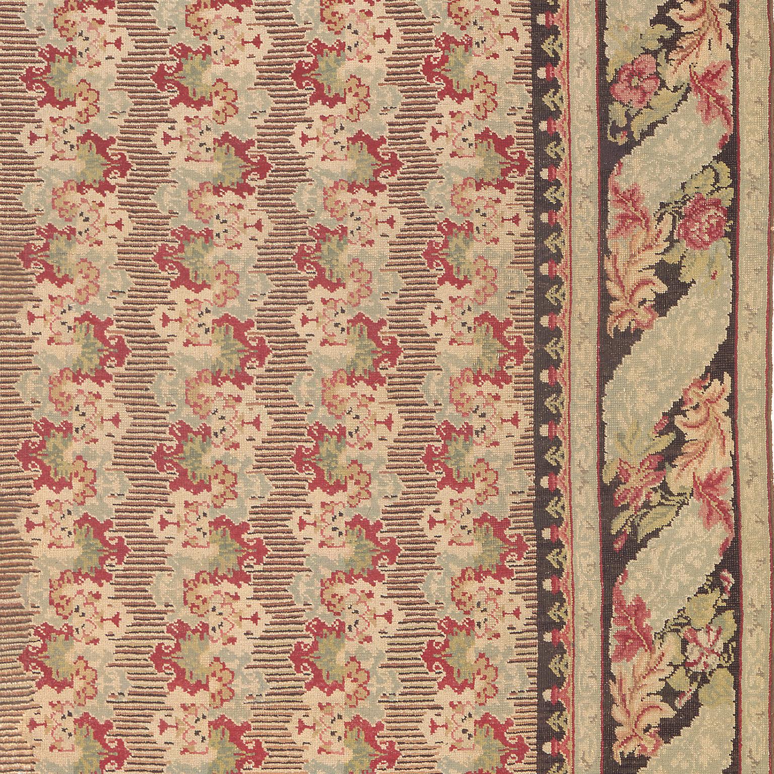 Russischer Florteppich aus der Mitte des 19. Jahrhunderts (Mittleres 19. Jahrhundert) im Angebot