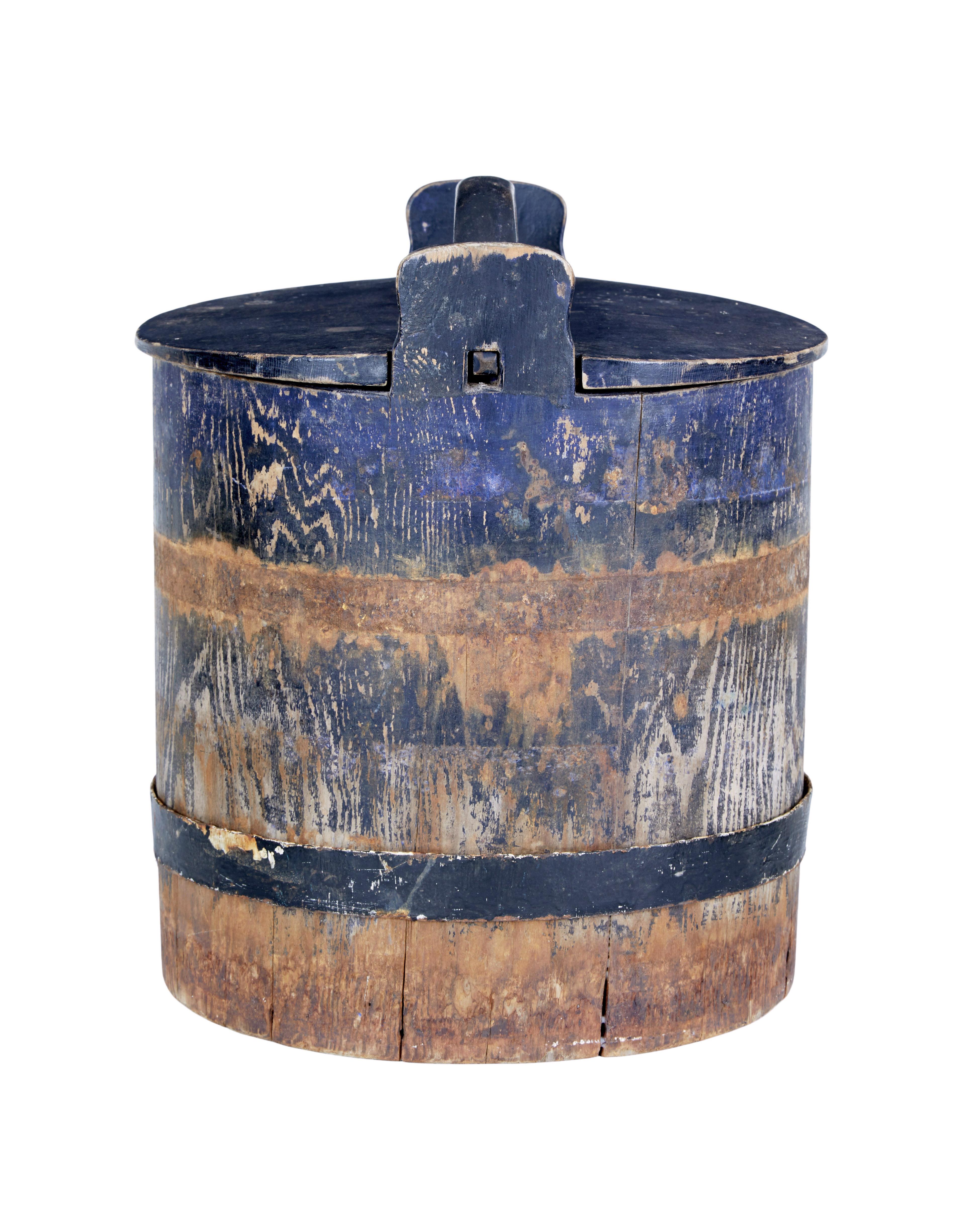 Woodwork Mid-19th Century Rustic Swedish Pine Storage Container For Sale