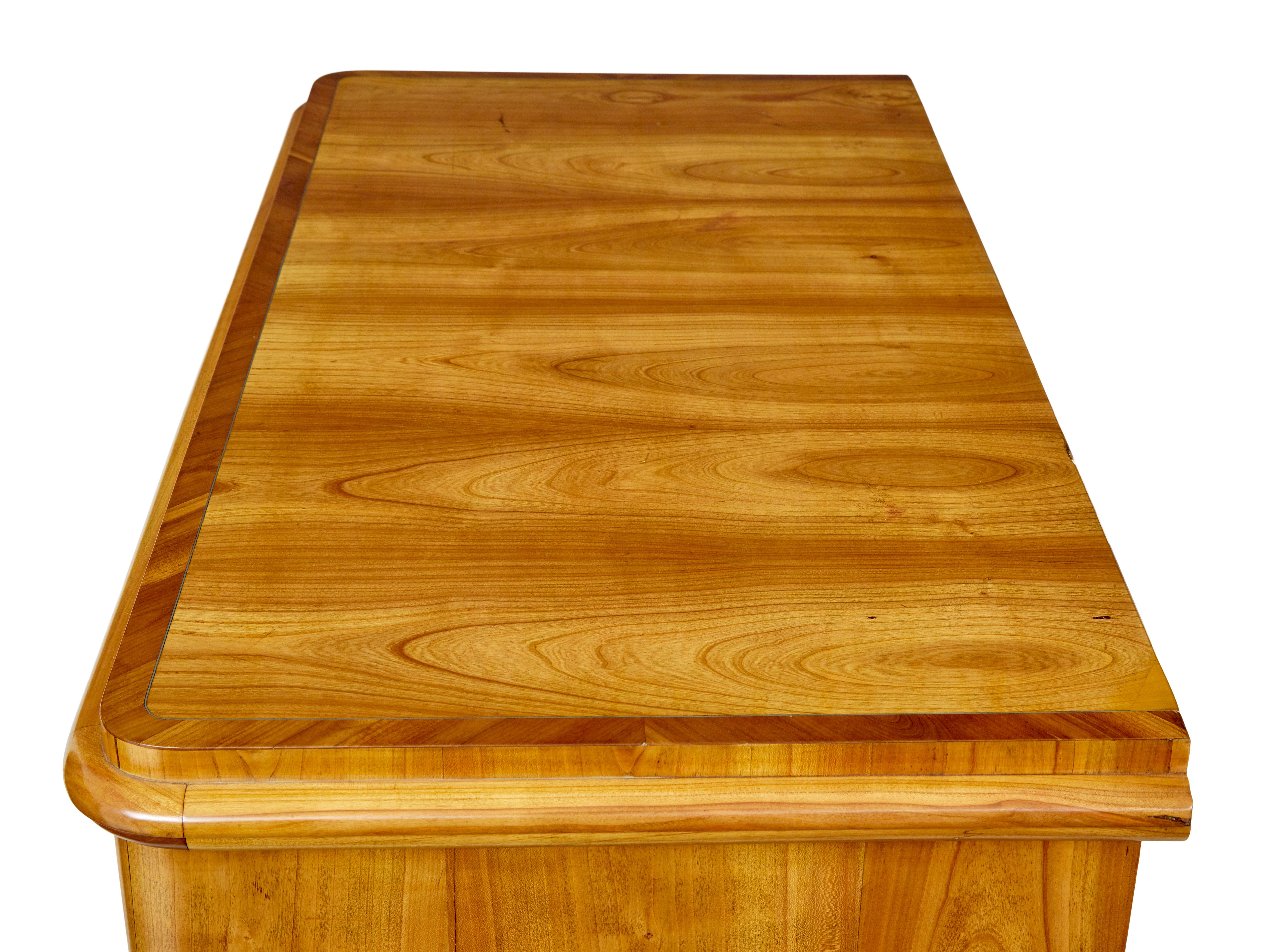 Mid 19th century Scandinavian inlaid elm chest of drawers For Sale 2