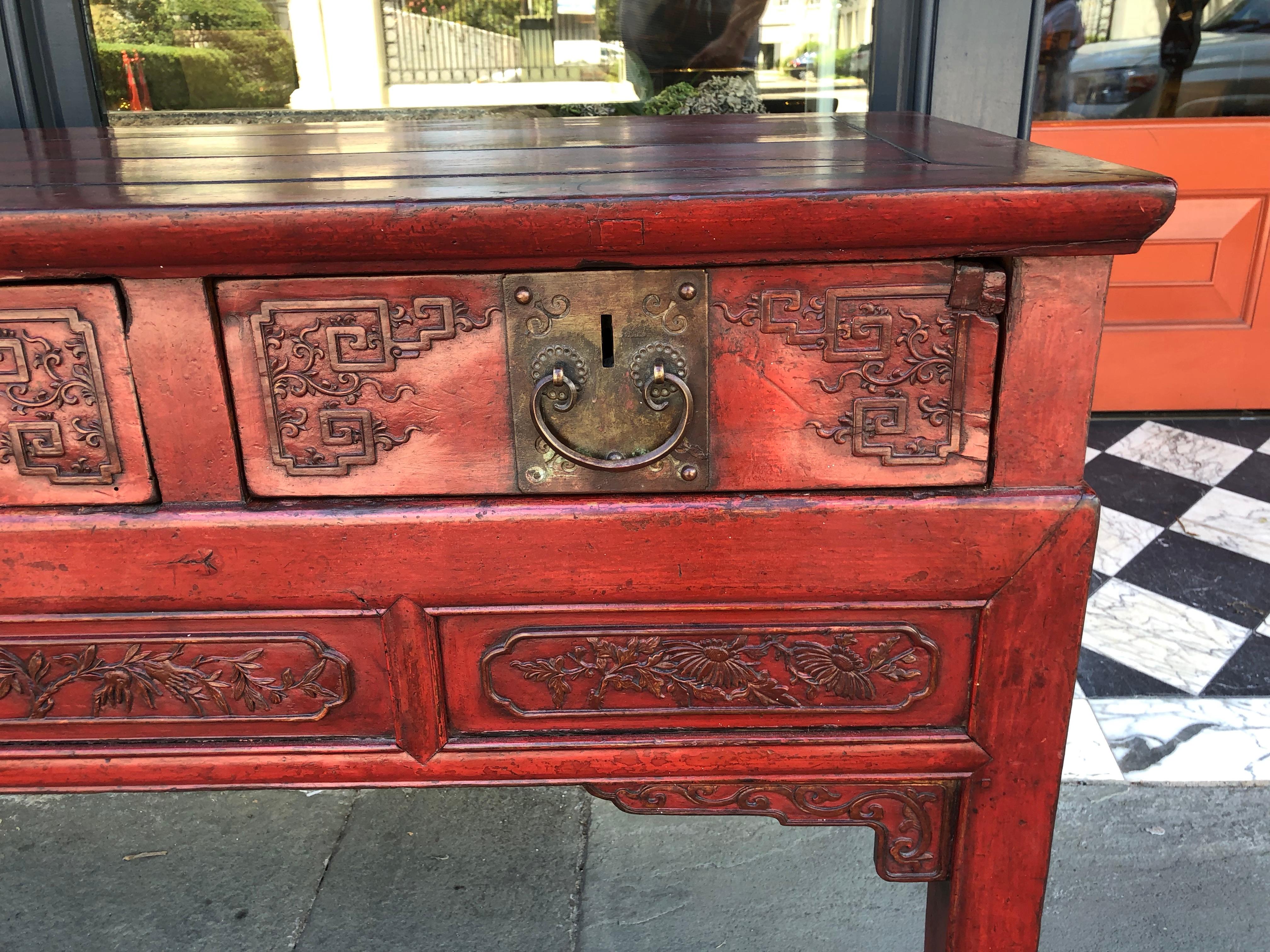 Asian Mid-19th Century Server or Sideboard with 3 Drawers and Carved Details in Drawer For Sale