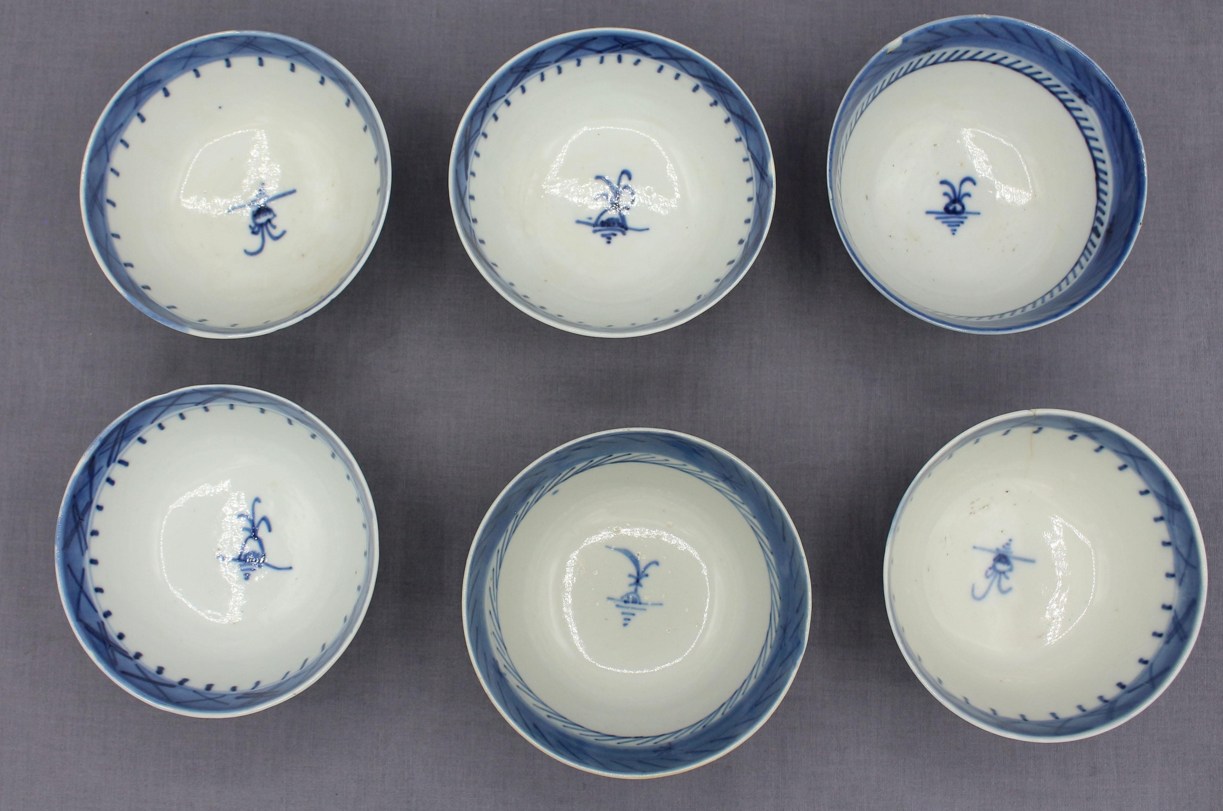 Chinese Export Mid-19th Century Set of 6 Blue Canton Porcelain Rice or Soup bowls, Chinese For Sale