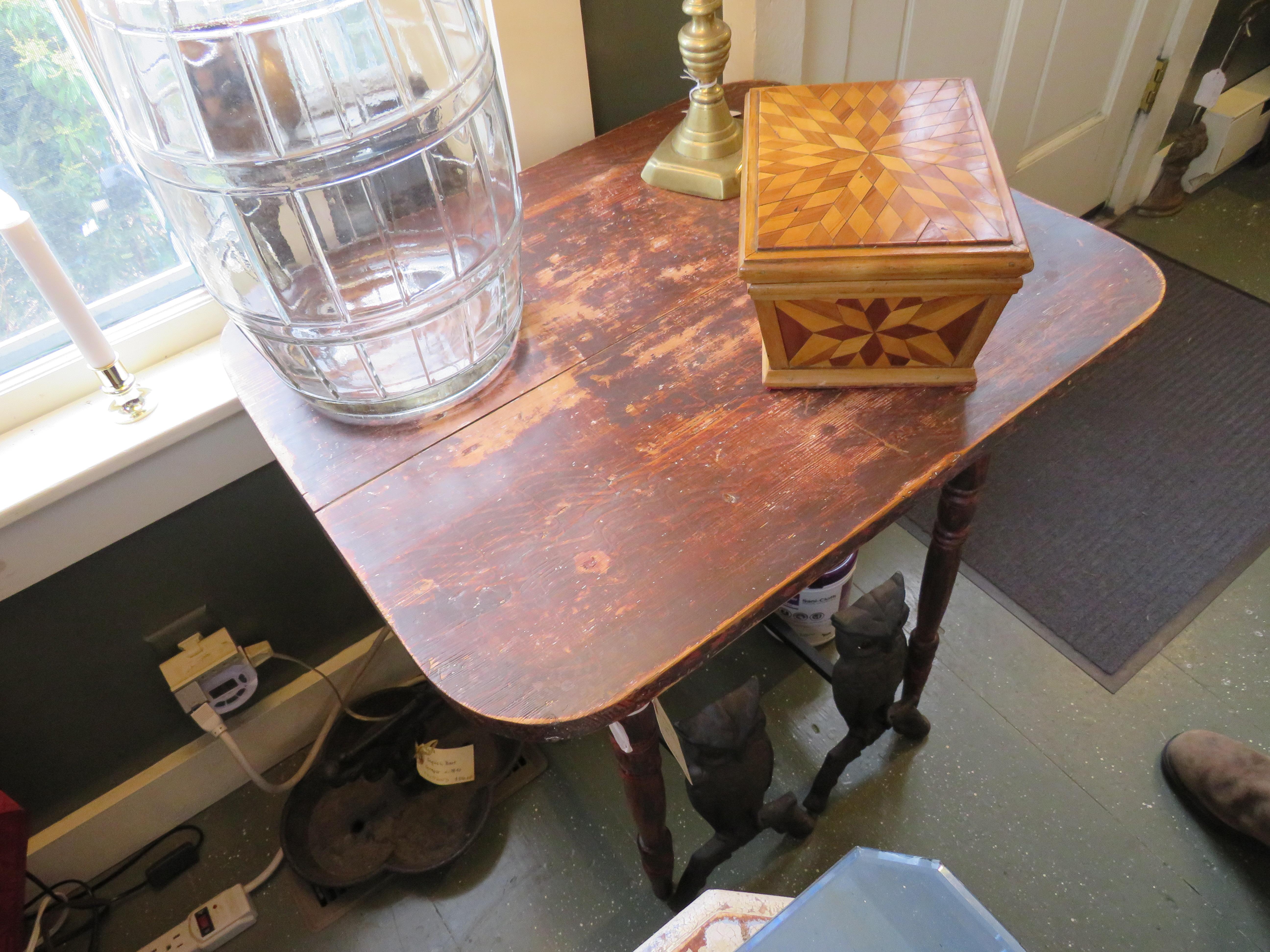 Pine Mid 19th. Century Side Table with Turned Legs in Original Red Paint For Sale