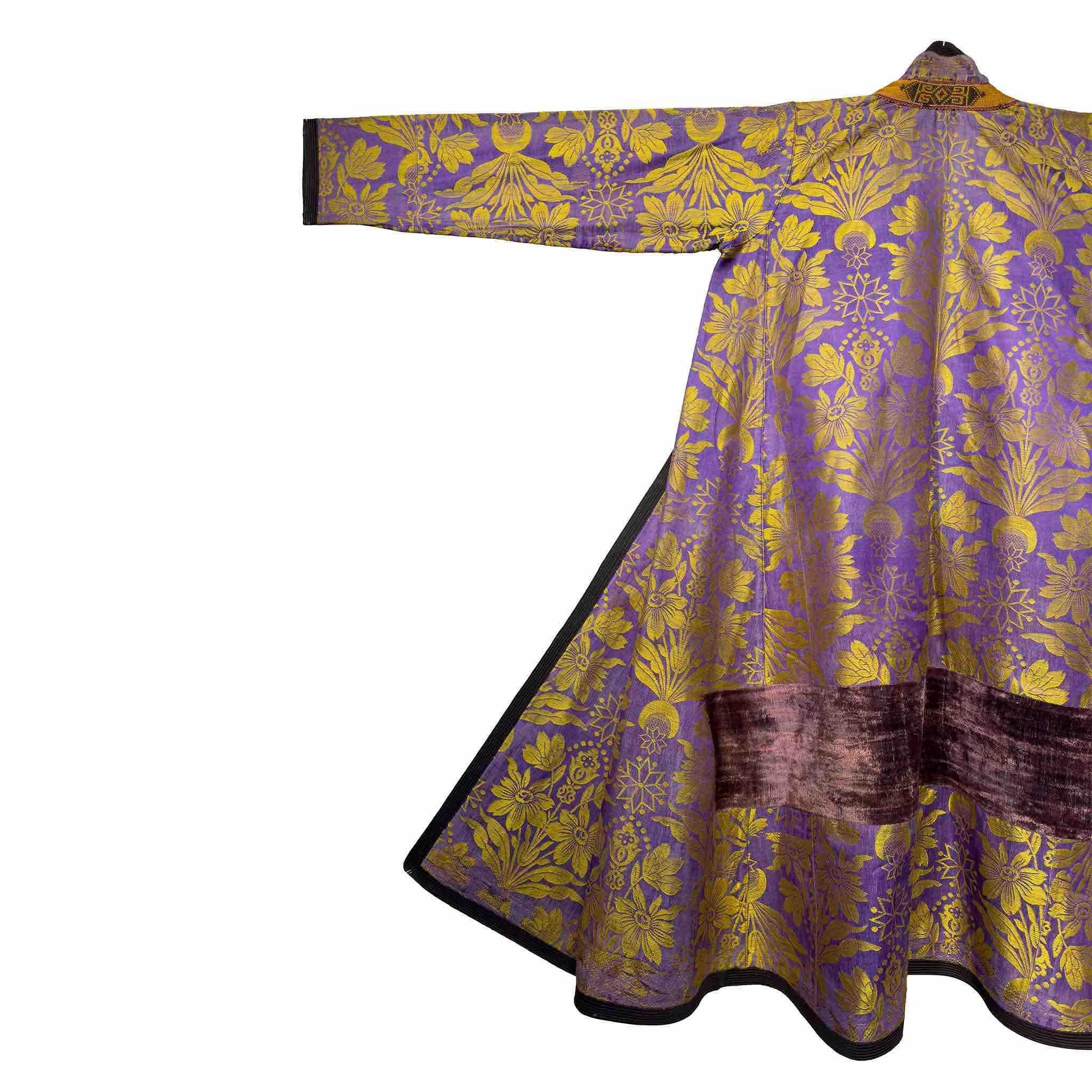 Islamico Vestaglia in broccato di seta della metà del XIX secolo in vendita