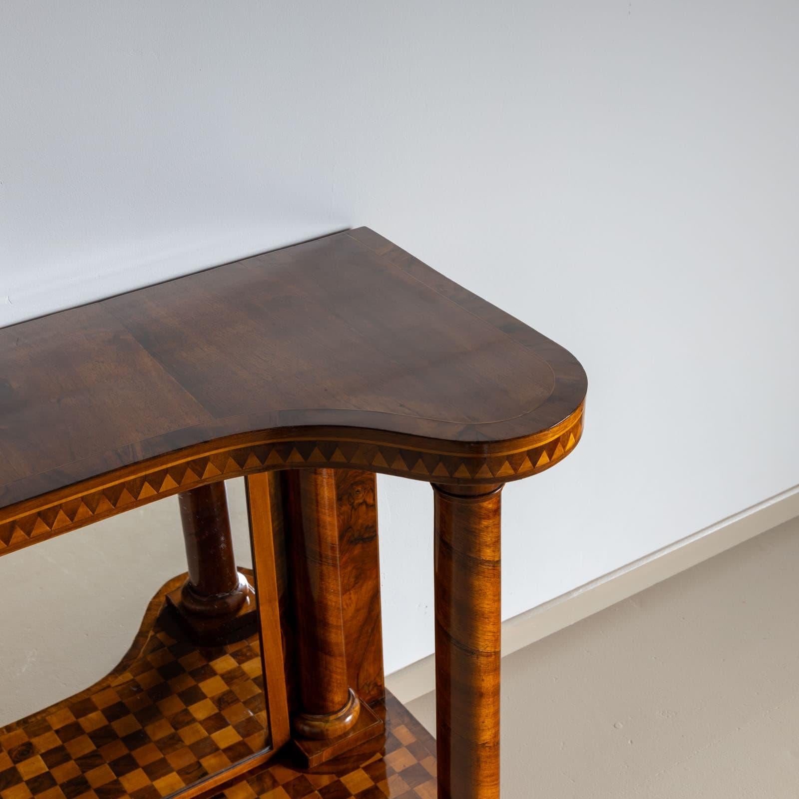 Parqueterie Console en parquet du milieu du XIXe siècle avec miroir en vente