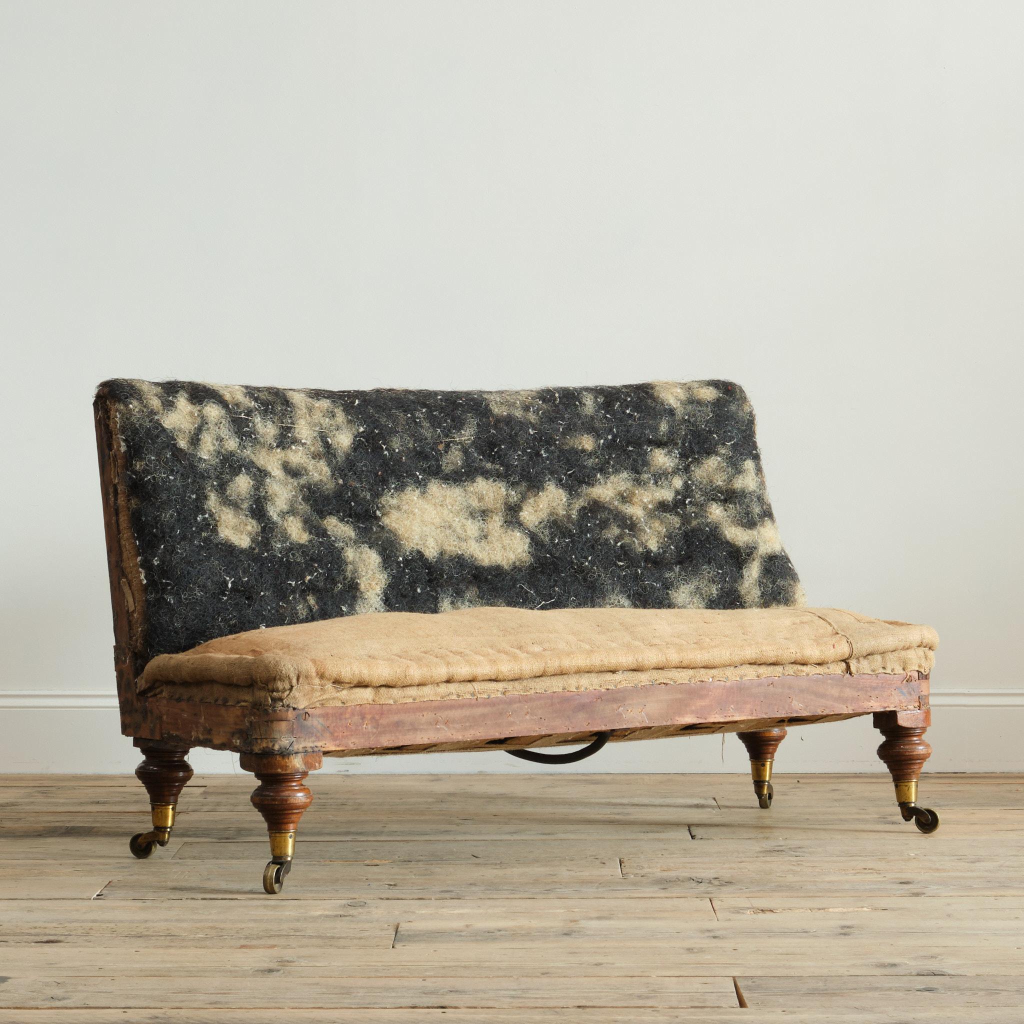 Victorian Mid 19th Century Slipper Sofa c1860 For Sale