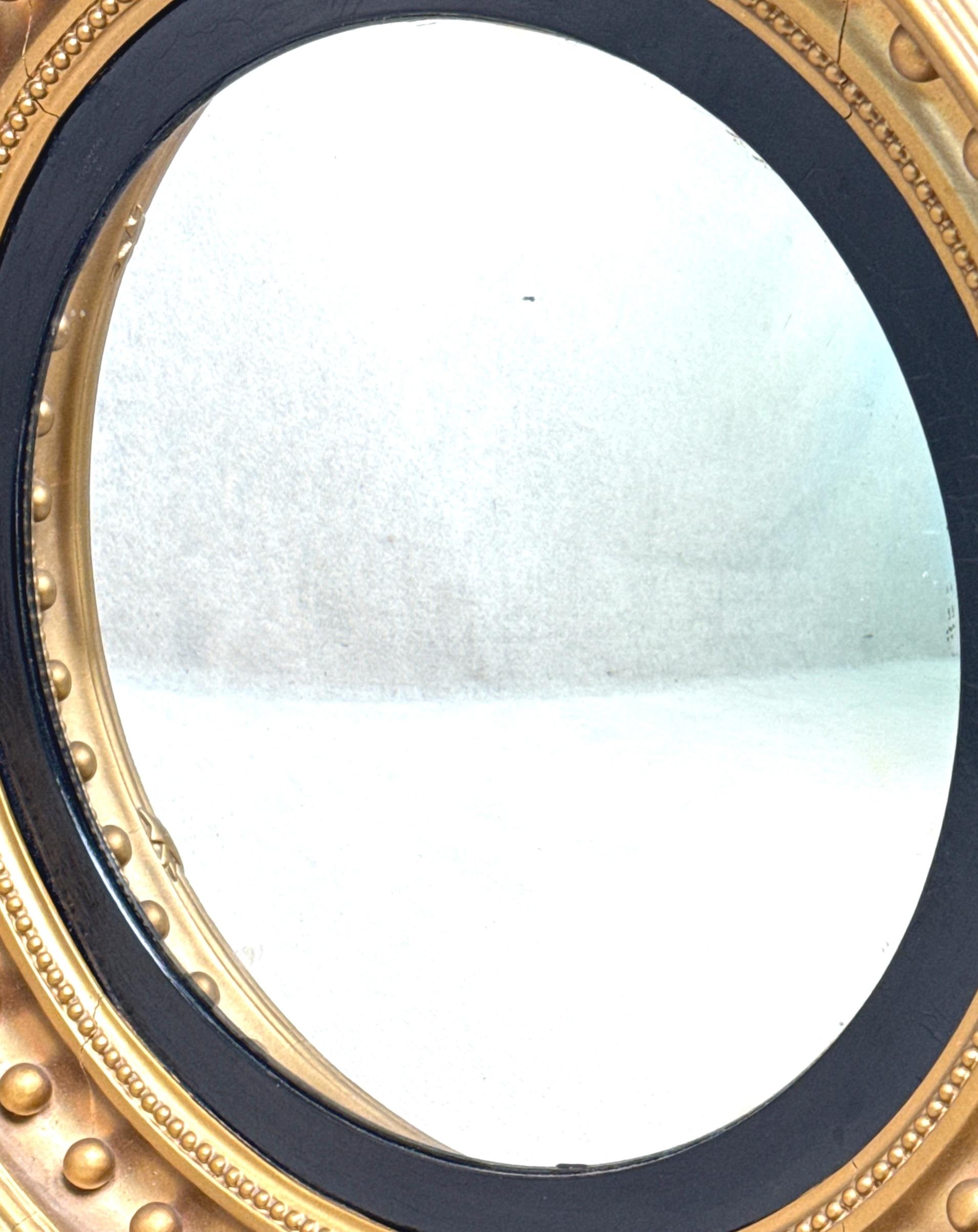 Mid 19th Century Small Giltwood Convex Mirror In Good Condition For Sale In Bedfordshire, GB