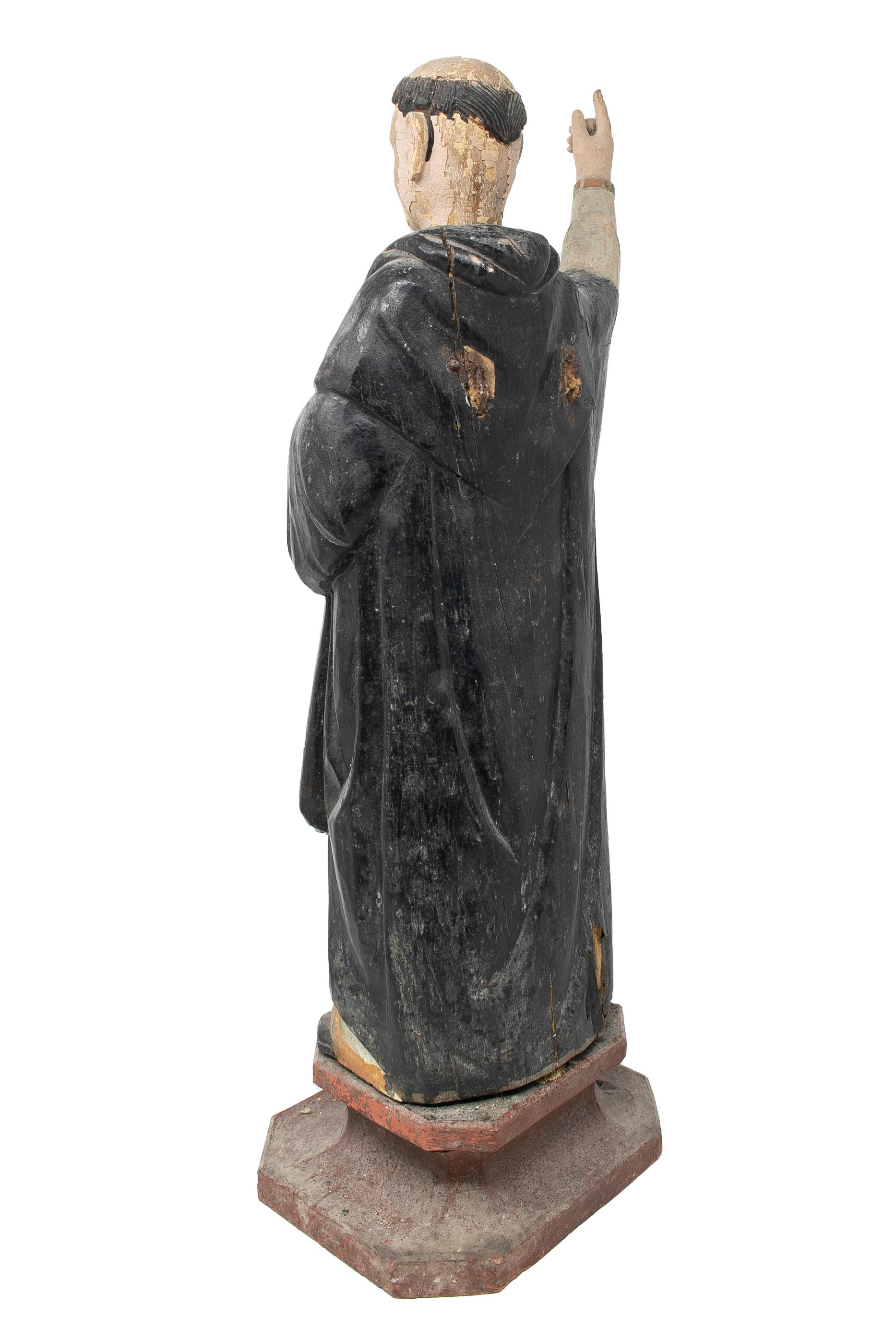 Mid-19th Century Spanish Saint Painted Wooden Figurative Sculpture In Good Condition For Sale In Marbella, ES
