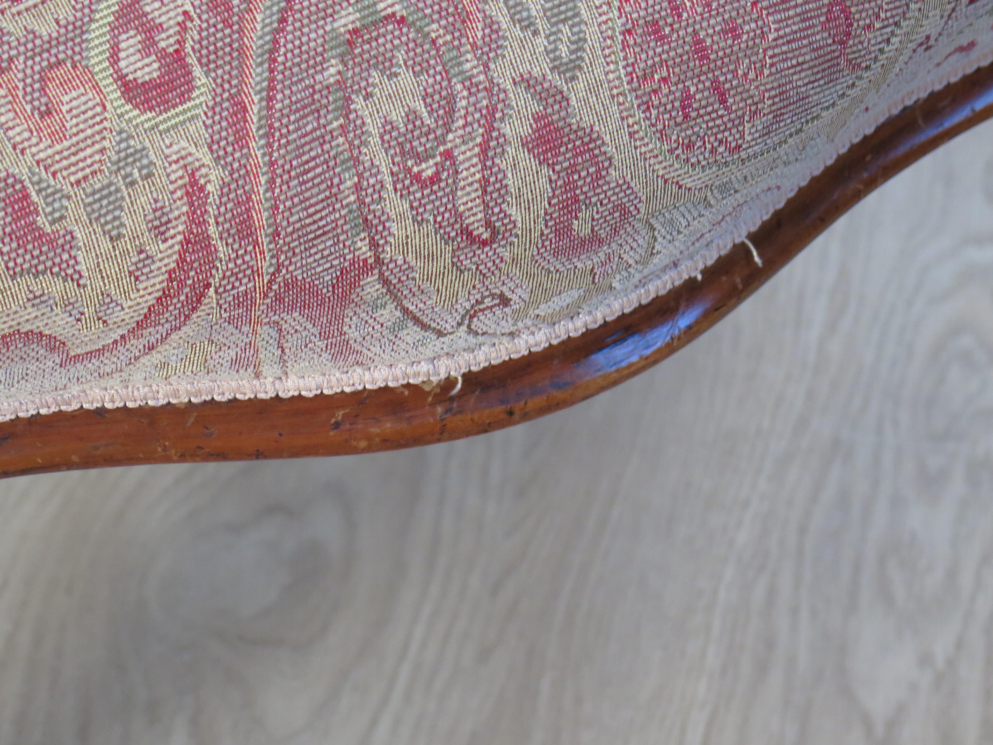 Fauteuil ouvert à dossier en cuillère, milieu du 19e siècle Noyer, anglais victorien vers 1850 en vente 5