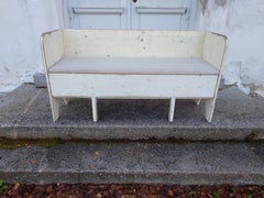Mid 19th Century Swedish Antique Rustic Small Folk Art Sofa (Canapé d'art populaire suédois ancien)