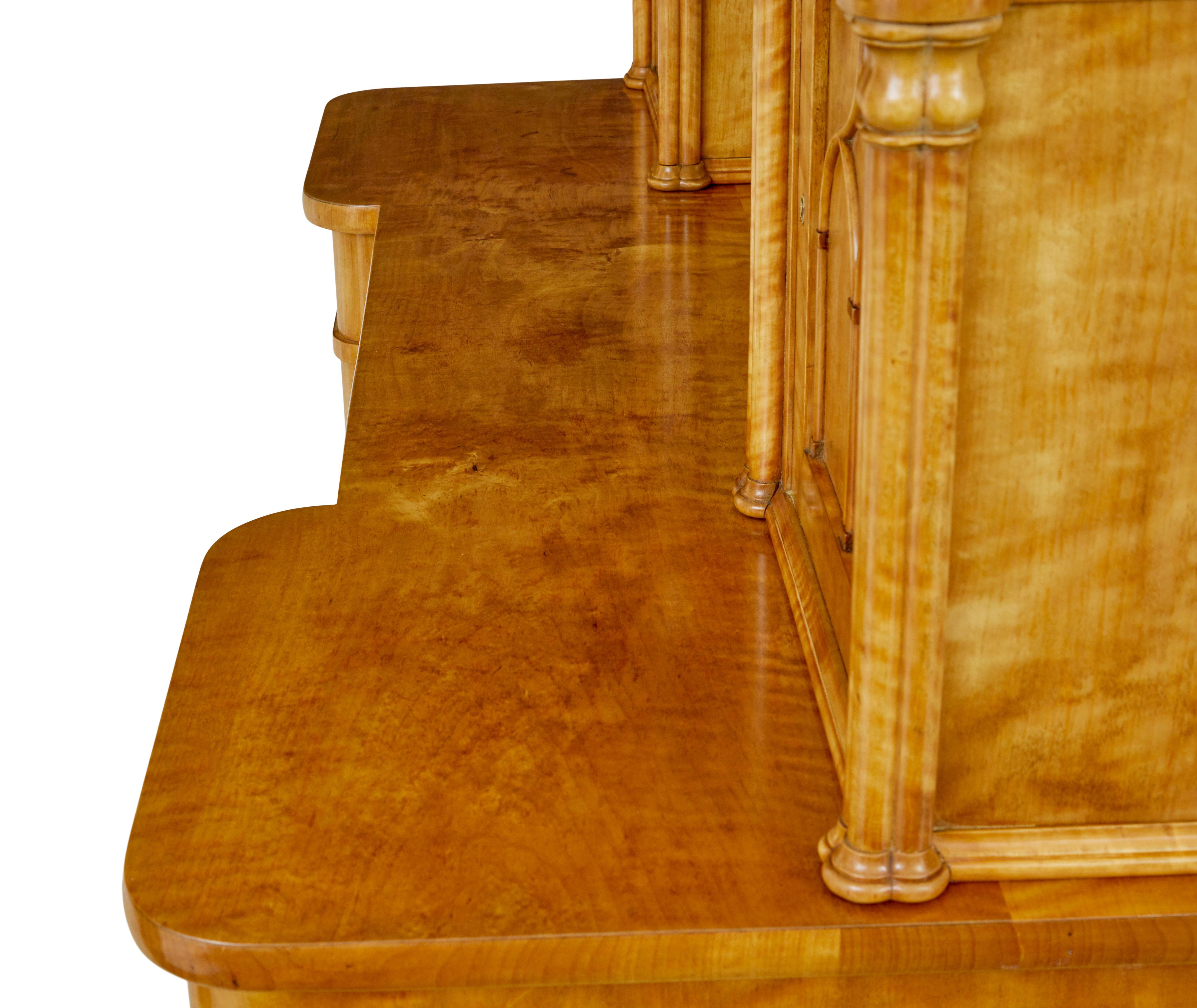 Credenza buffet svedese in betulla della metà del XIX secolo in vendita 4