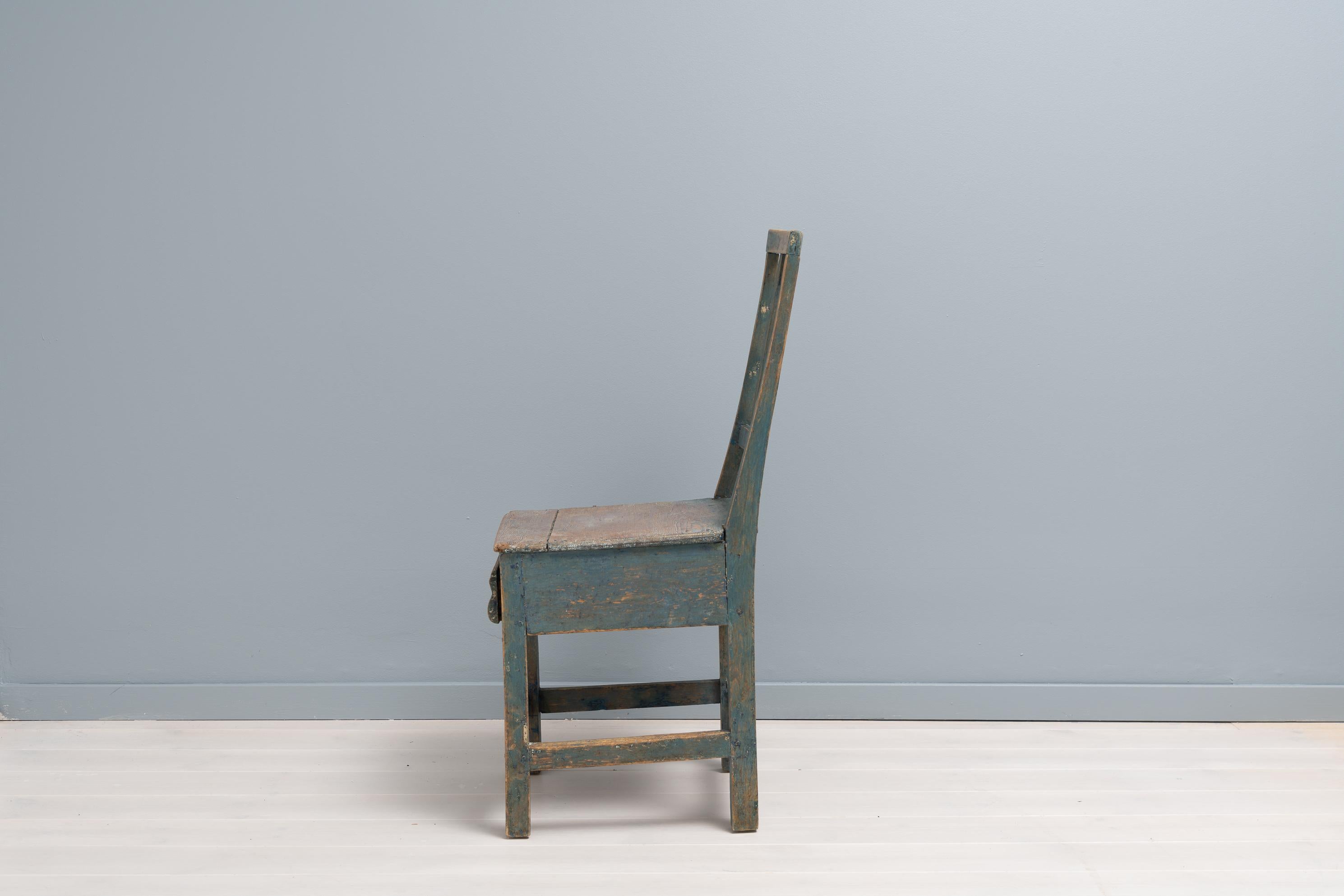 Mid 19th Century Swedish Blue Folk Art Gustavian Style Chair In Good Condition In Kramfors, SE