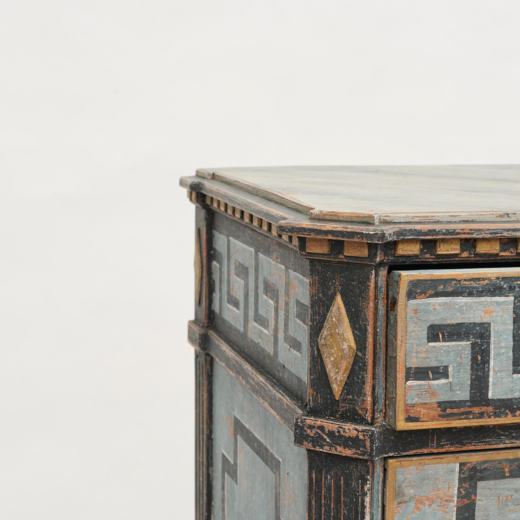 Mid-19th Century Swedish Chest of drawers Gustavian Style Painted in Blue Shades 3