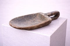 Mid-19th Century Swedish Folk Art Wooden Grain Scoop / Spade in Oak, circa 1850