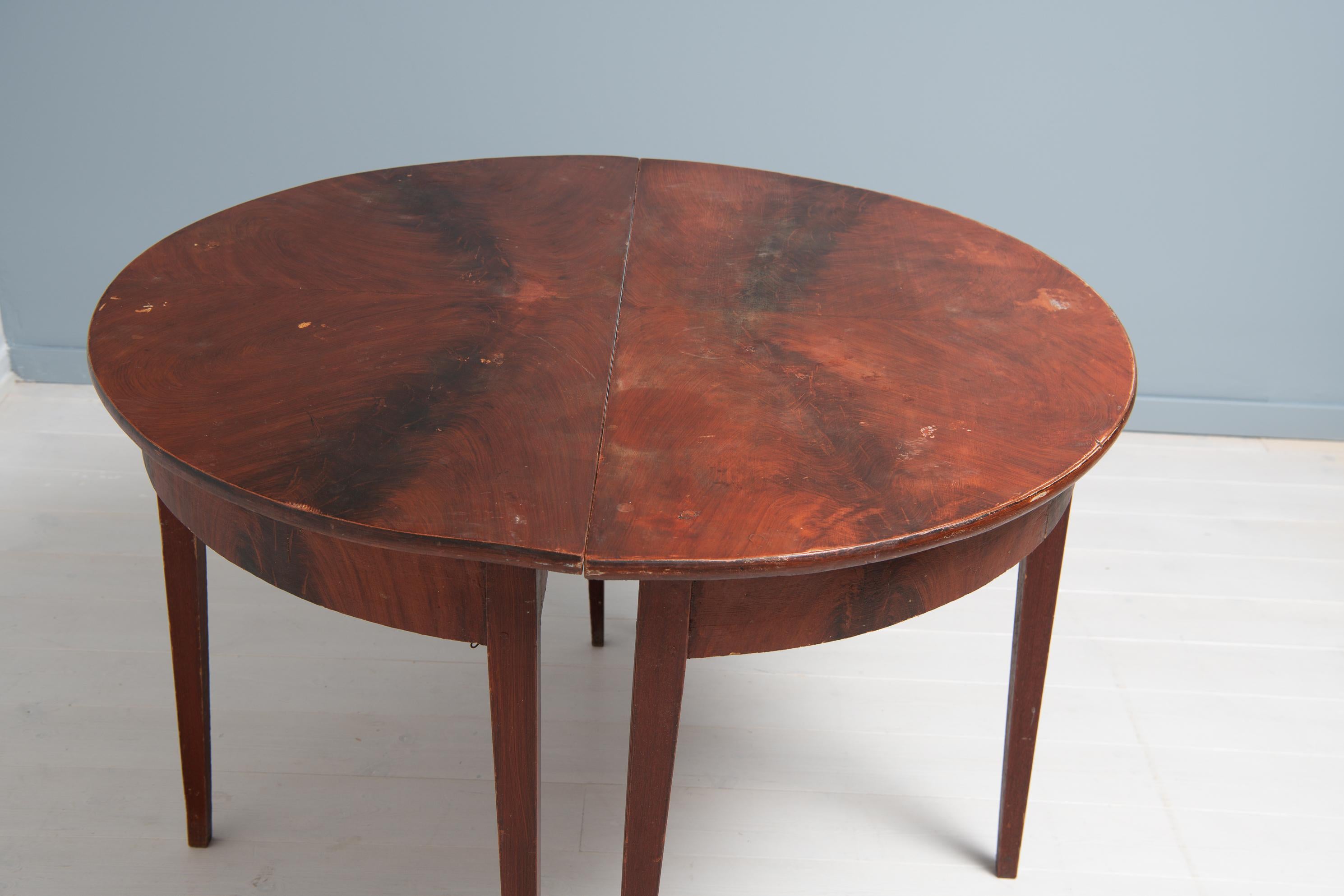 Mid 19th Century Swedish Gustavian Style Demi Lune Table For Sale 3