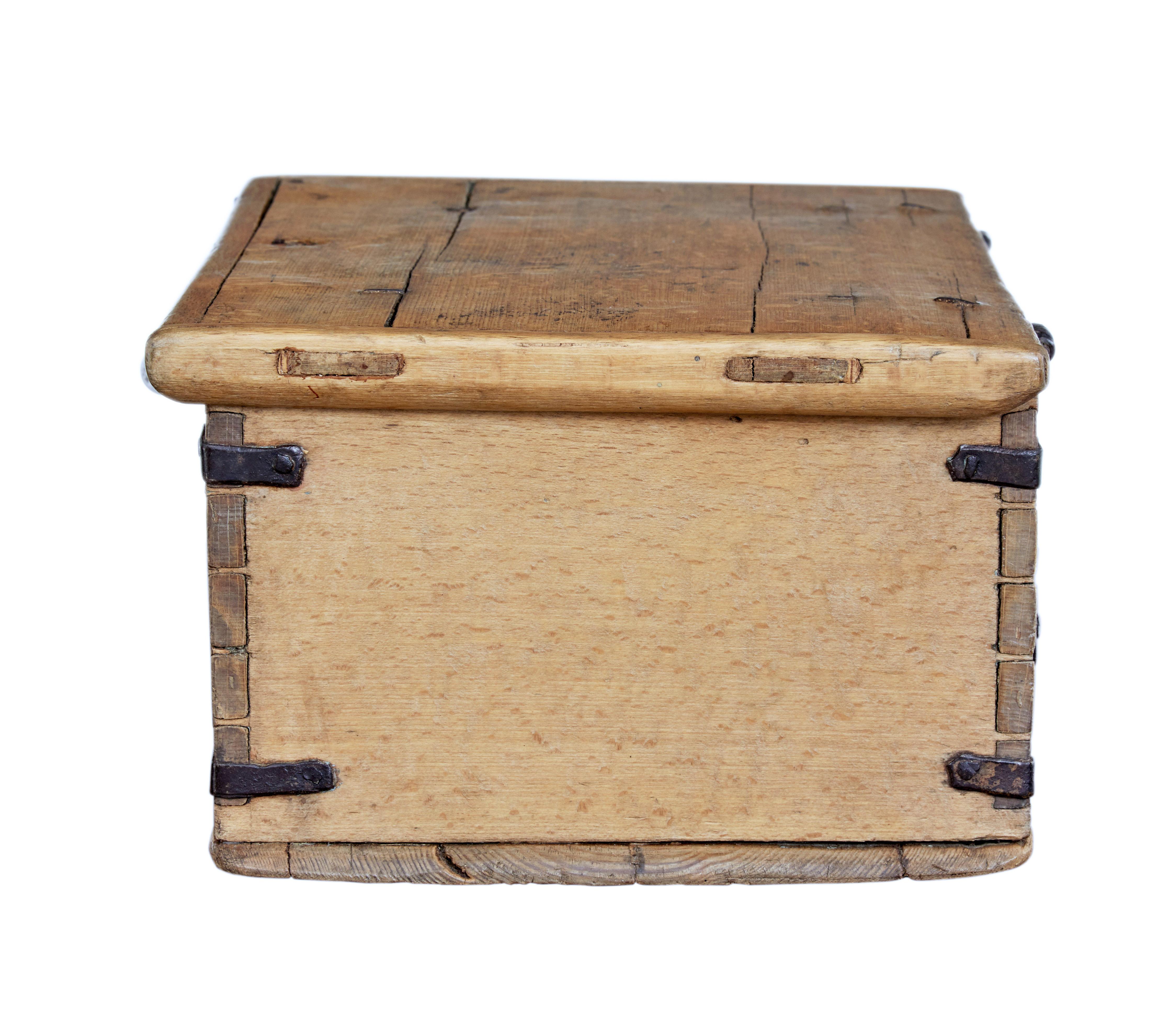 Rustic Mid-19th Century Swedish Oak and Pine Decorative Box