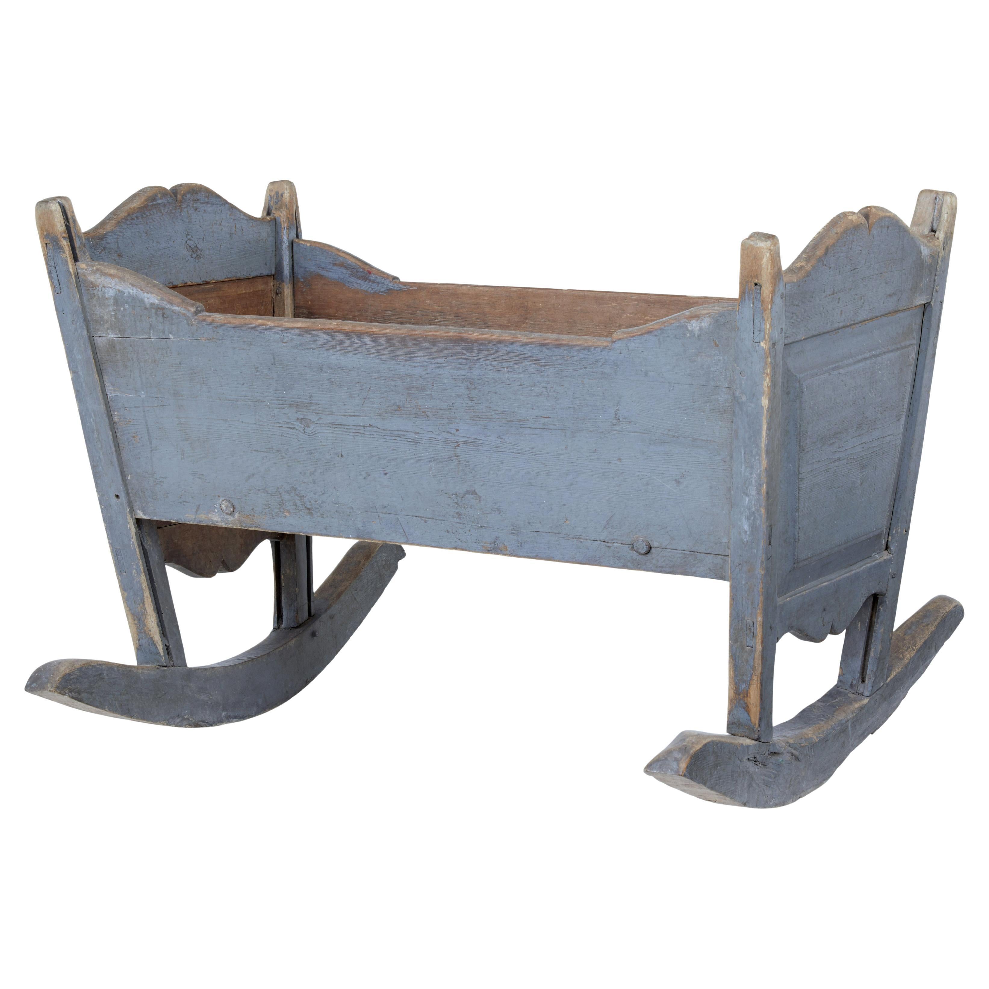 Mid 19th century Swedish painted pine rocking cradle For Sale