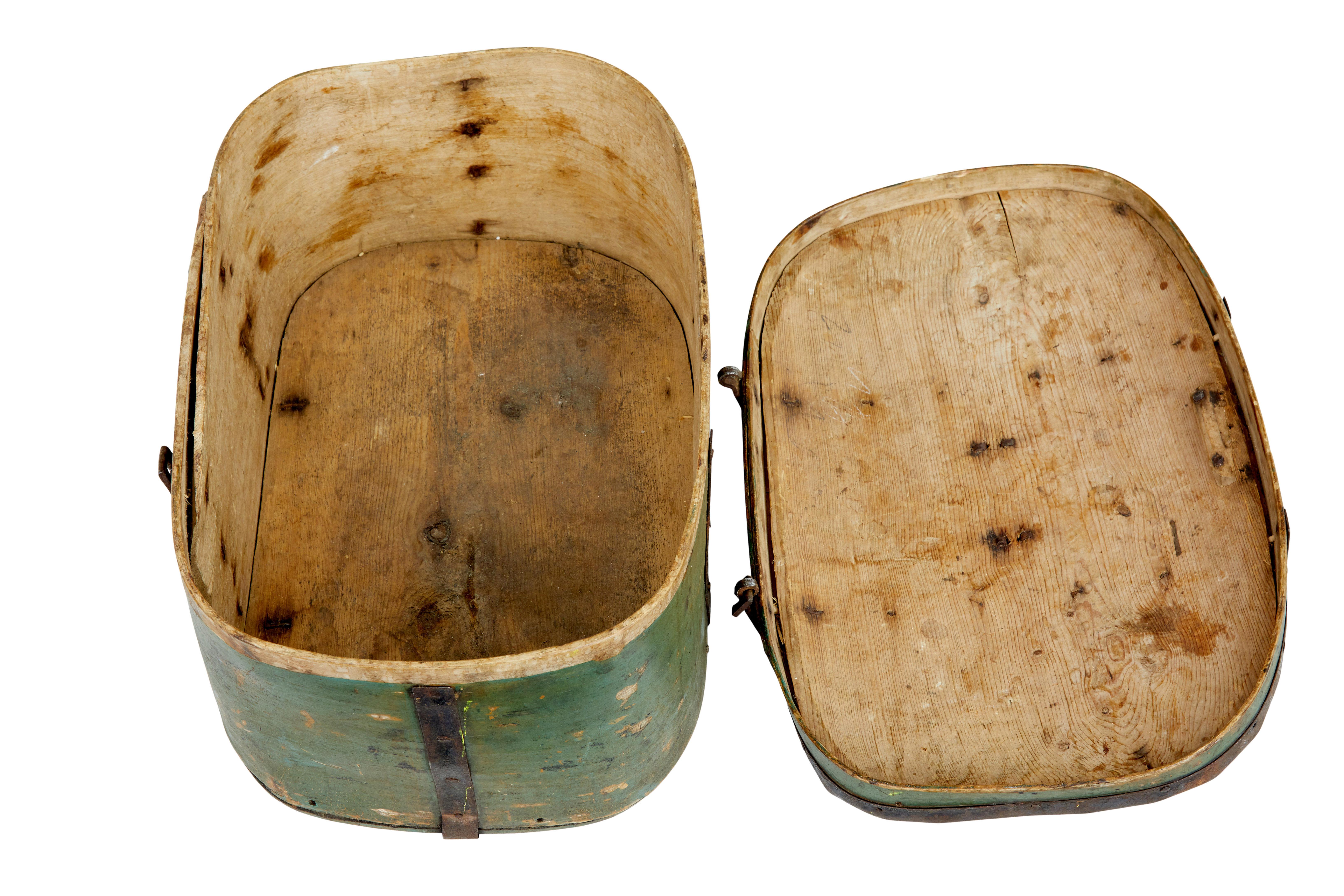 19th Century Mid 19th century Swedish painted pine shaped box For Sale