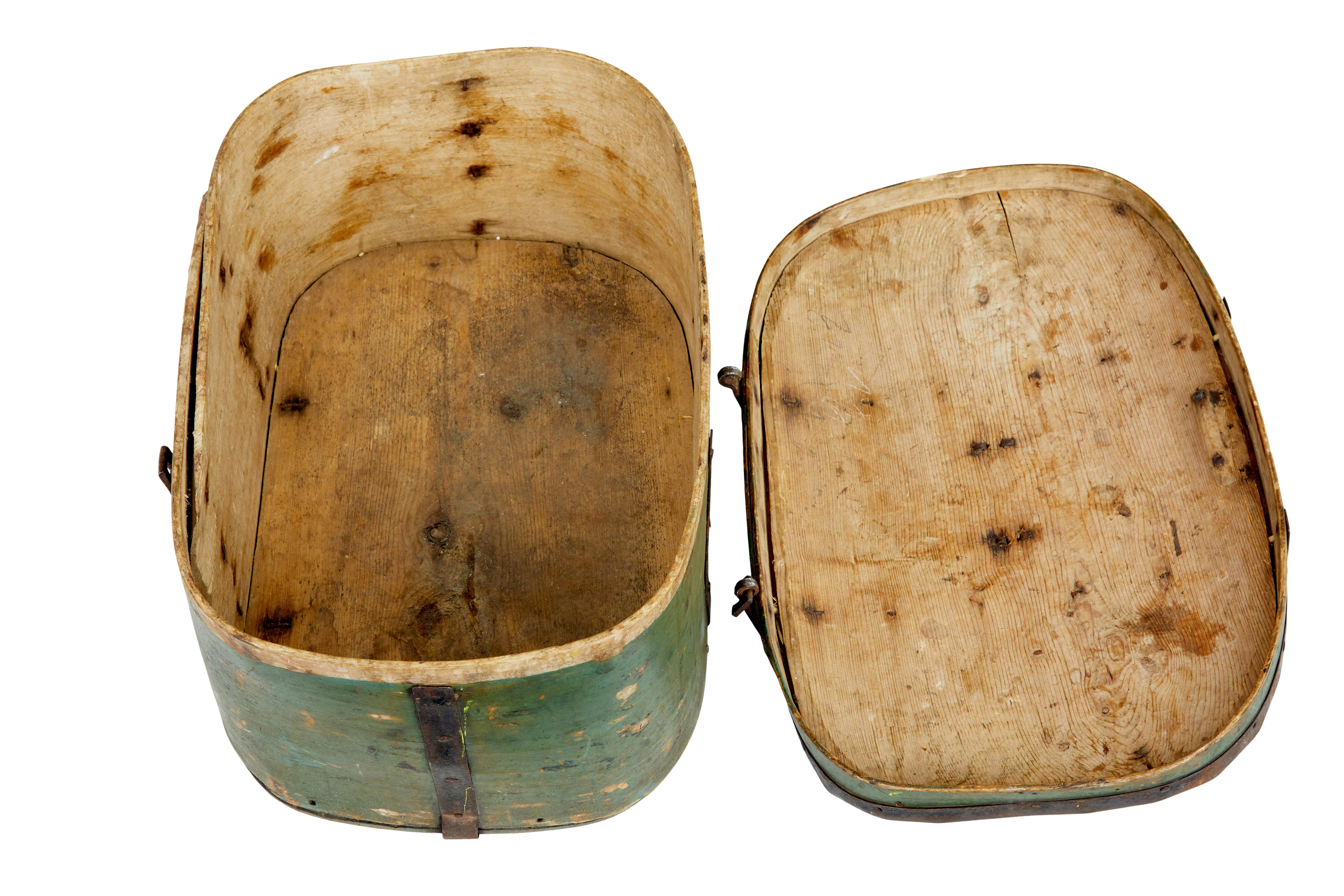19th Century Mid 19th century Swedish painted pine shaped box For Sale