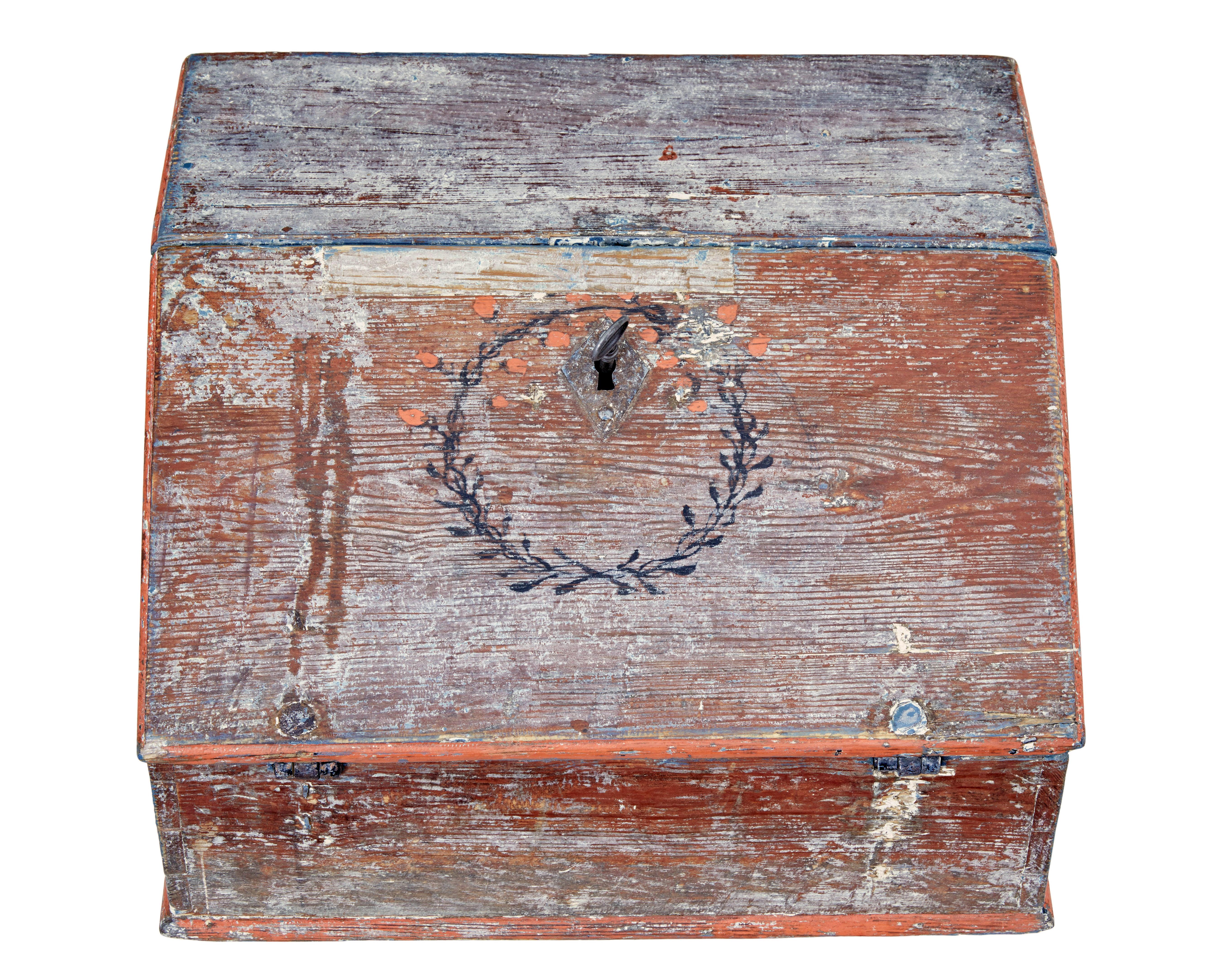 Mid 19th century Swedish painted table top writing desk In Good Condition In Debenham, Suffolk
