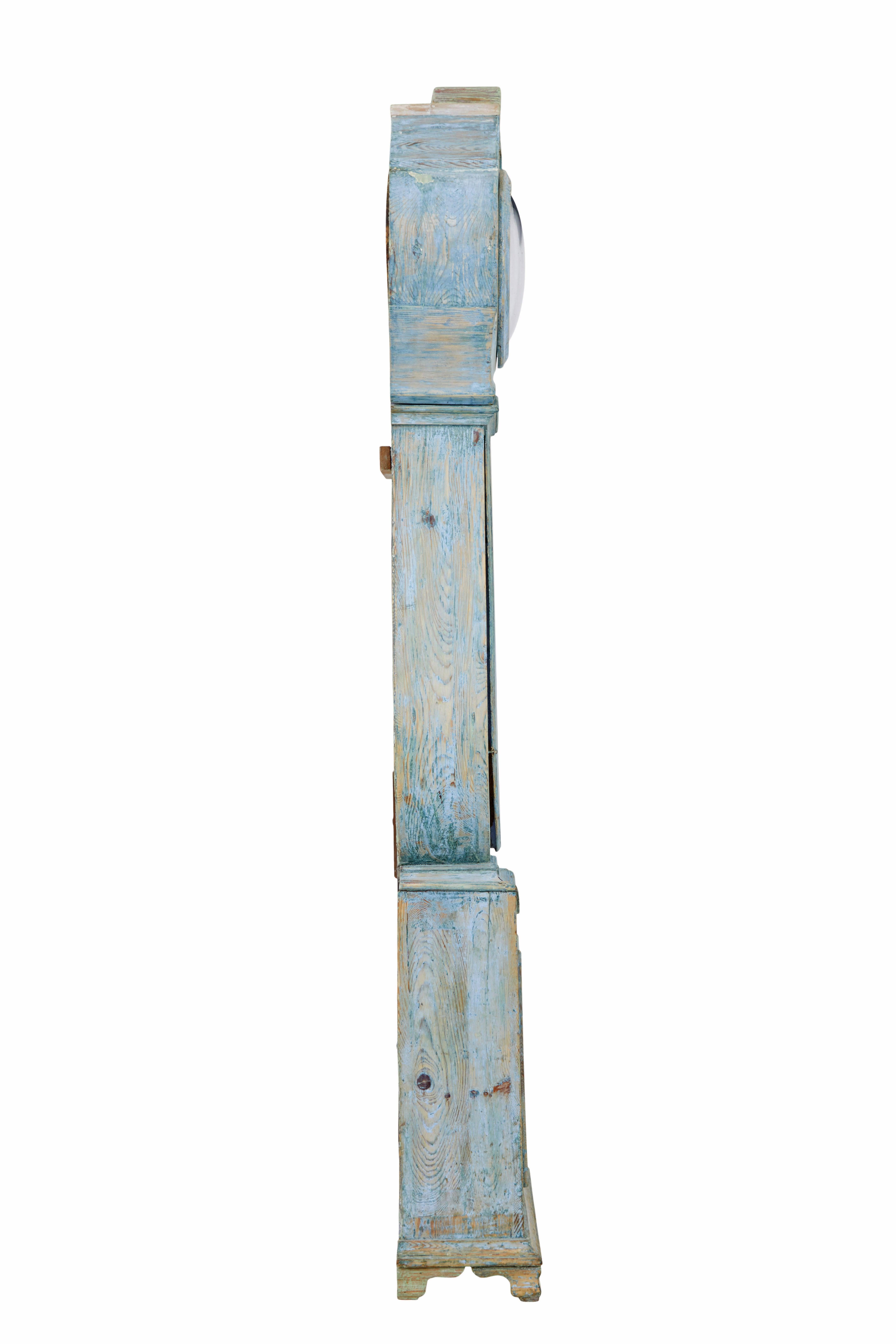 Mid 19th century Swedish pine long case mora clock In Good Condition In Debenham, Suffolk
