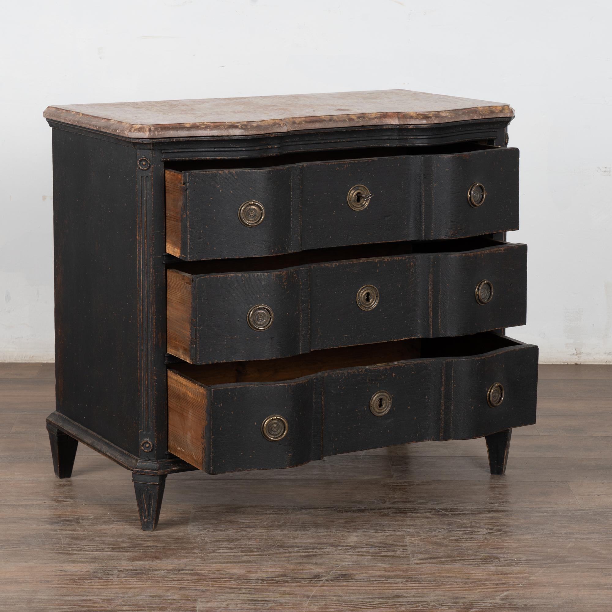 Gustaviano Mid 19th Century Swedish Stone Top Black Chest of Three Drawers in vendita
