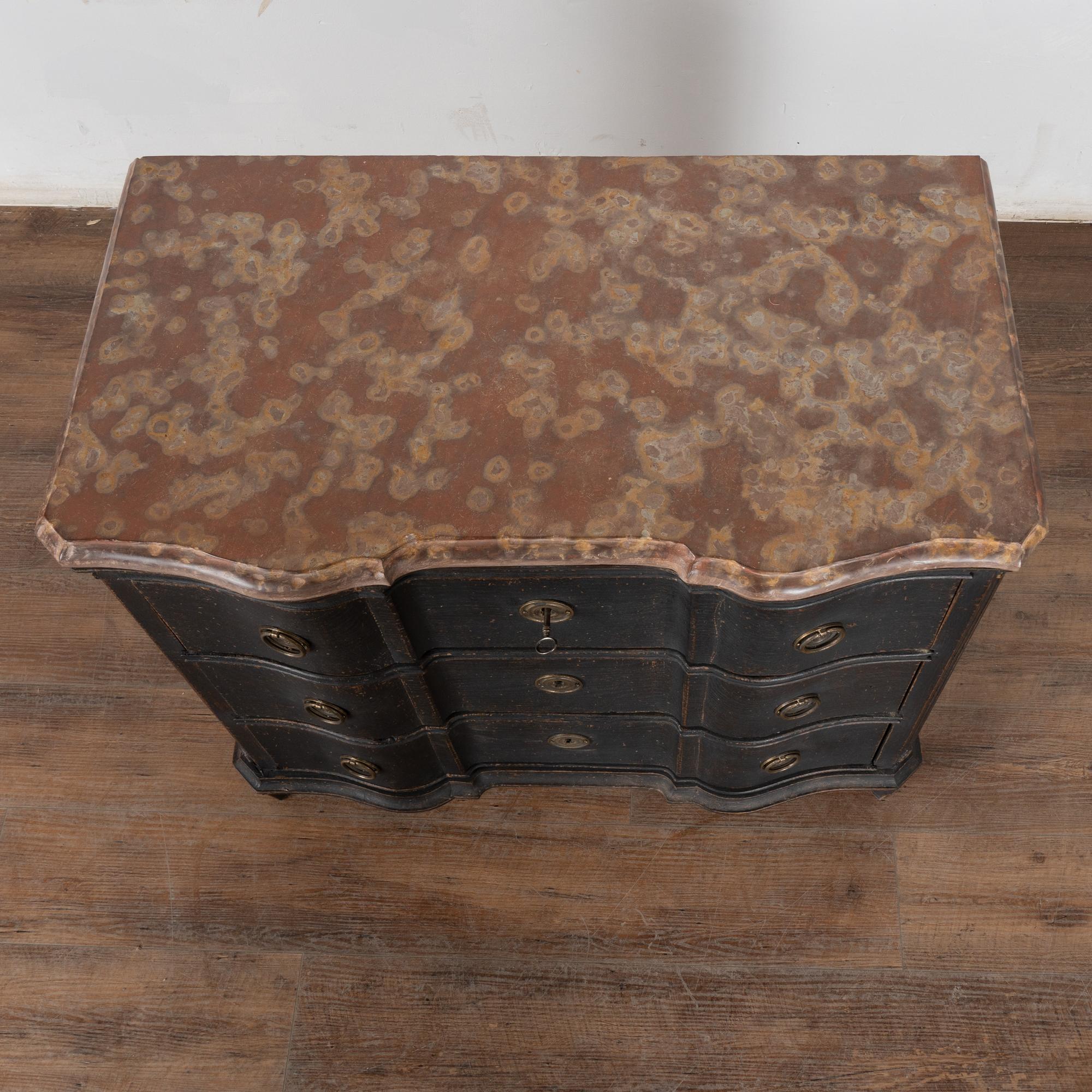 Mid 19th Century Swedish Stone Top Black Chest of Three Drawers In condizioni buone in vendita a Round Top, TX