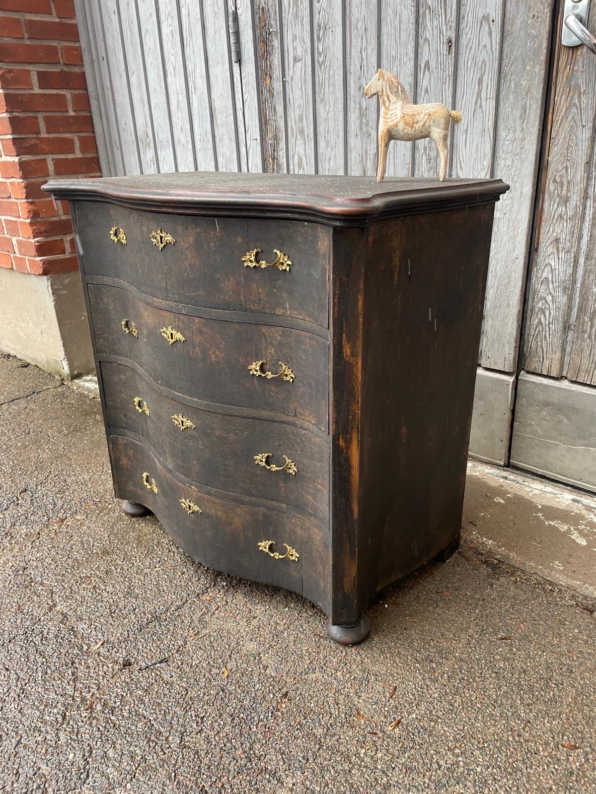Hand-Painted Mid-19th Century Tall Black Swedish Gustavian 4 Drawer Chest For Sale