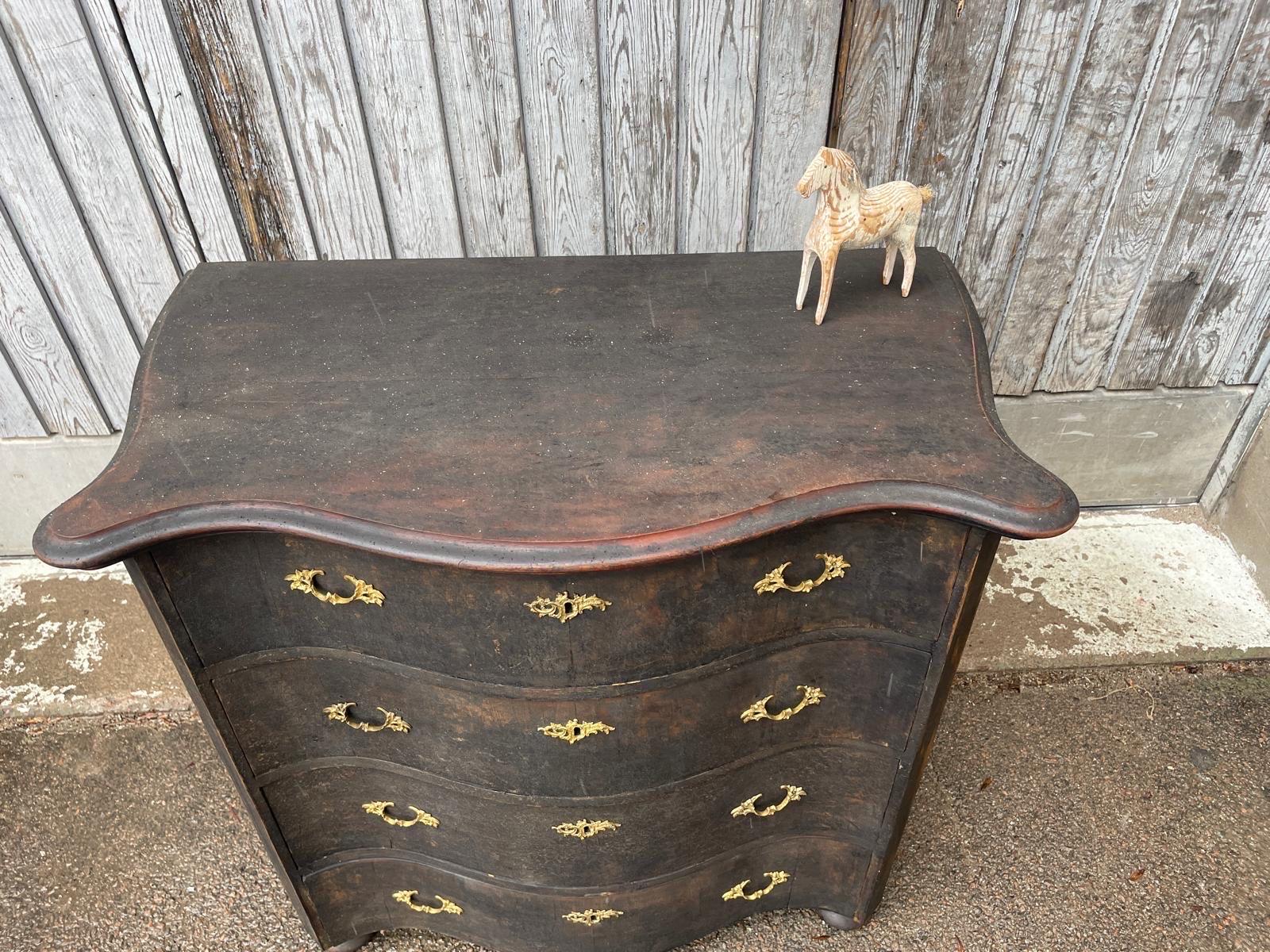 Mid-19th Century Tall Black Swedish Gustavian 4 Drawer Chest In Good Condition For Sale In Haddonfield, NJ