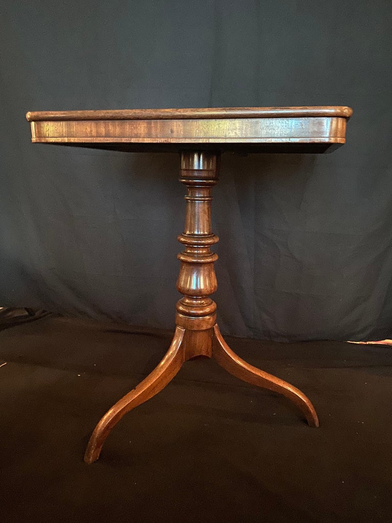 Mid 19th Century Three Footed Mahogany Pedestal Side Table For Sale 3