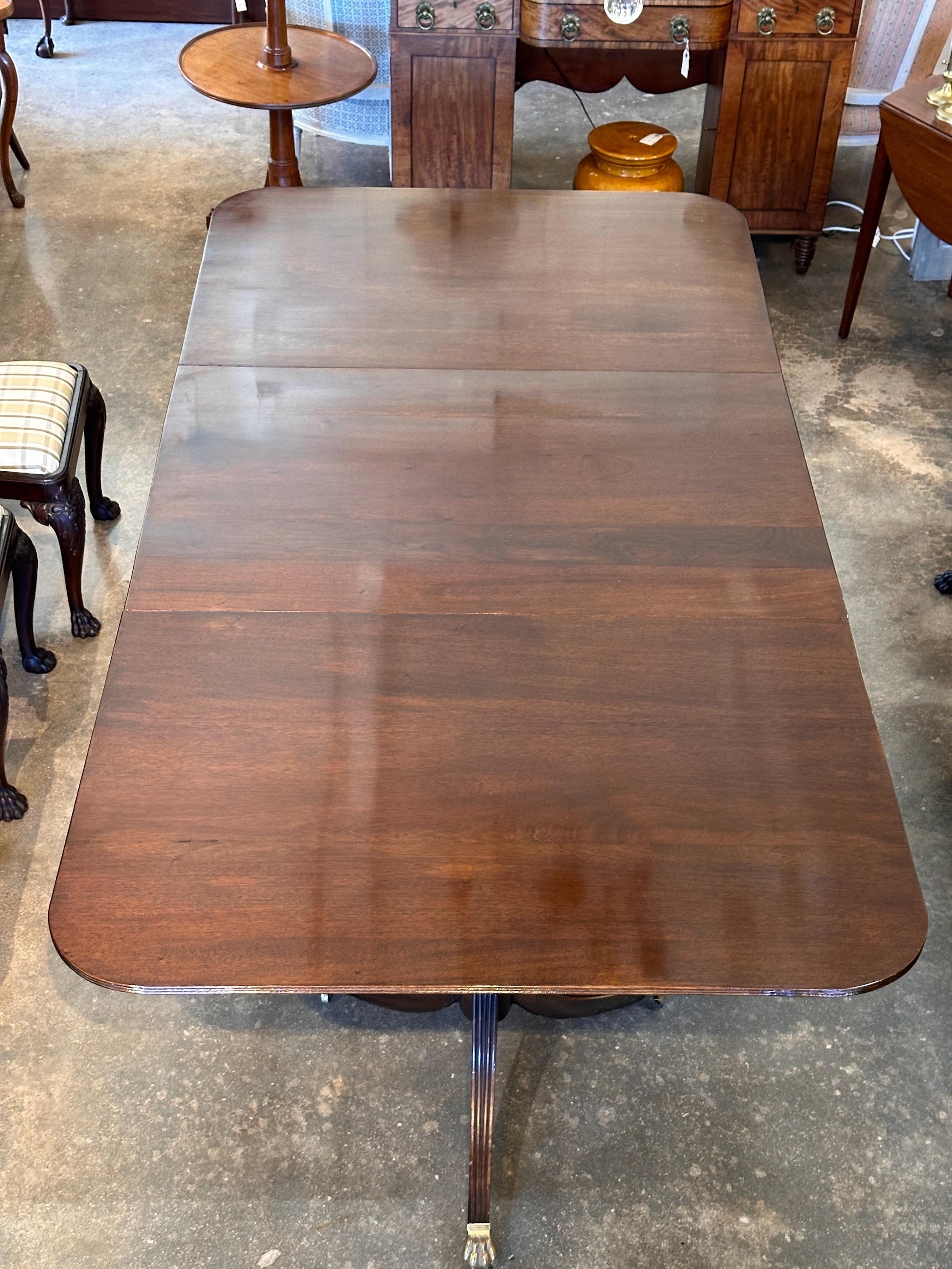 Mid 19th Century Triple Pedestal Mahogany Table For Sale 5