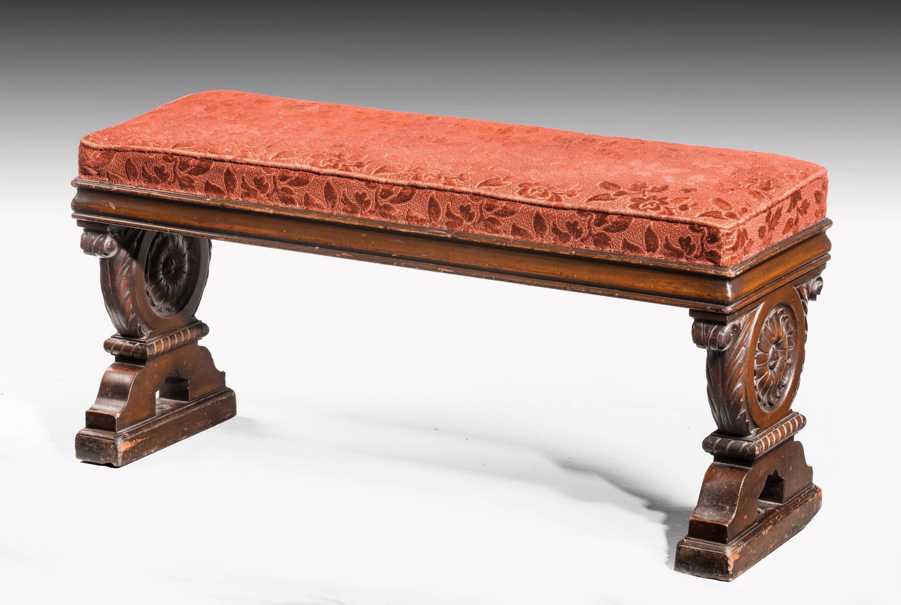 Mid-19th Century Upholstered Mahogany Double Stool In Good Condition In Peterborough, Northamptonshire
