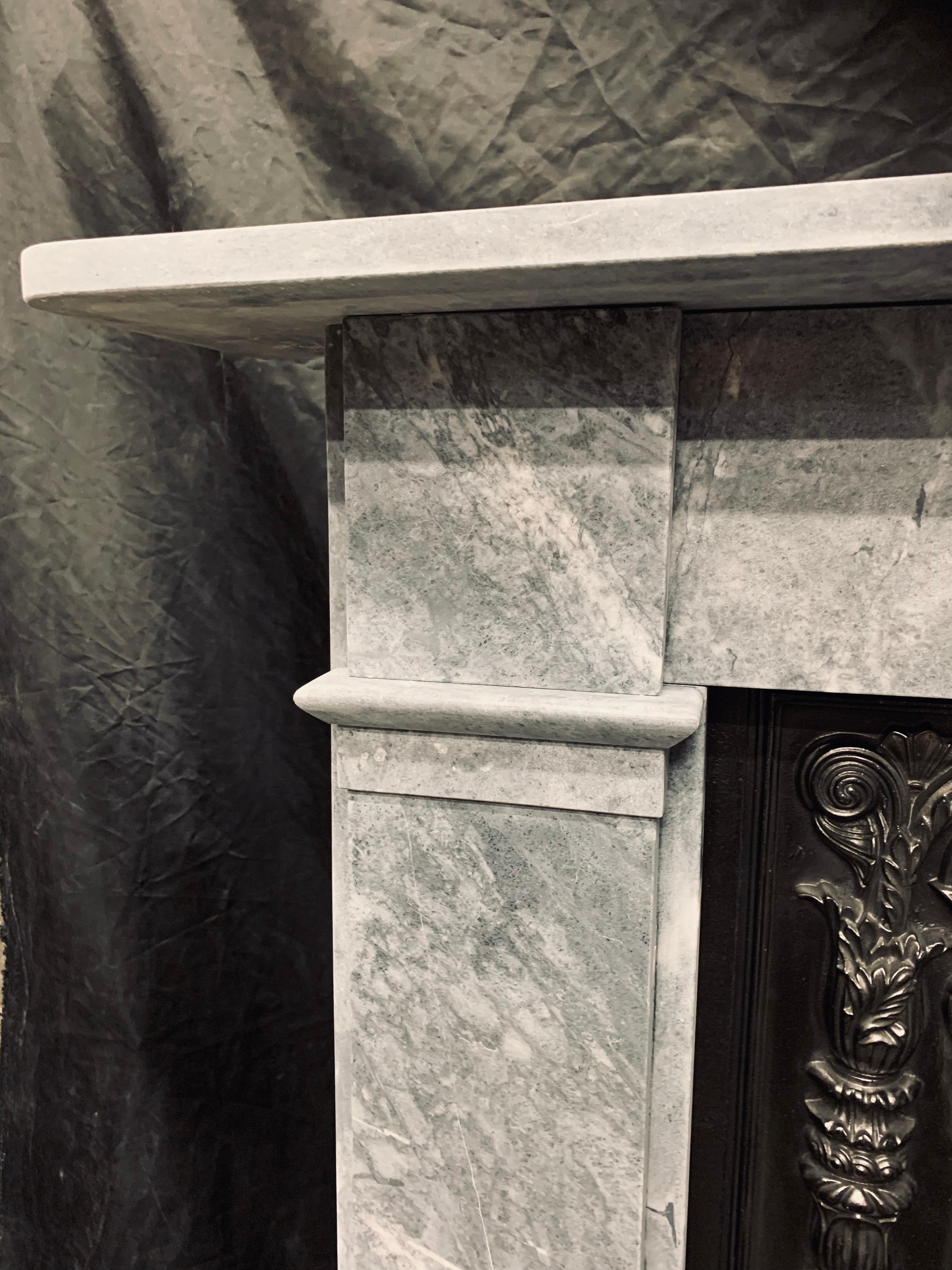 Early Victorian Mid-19th Century Variated  Bardigilo Marble Fireplace Surround