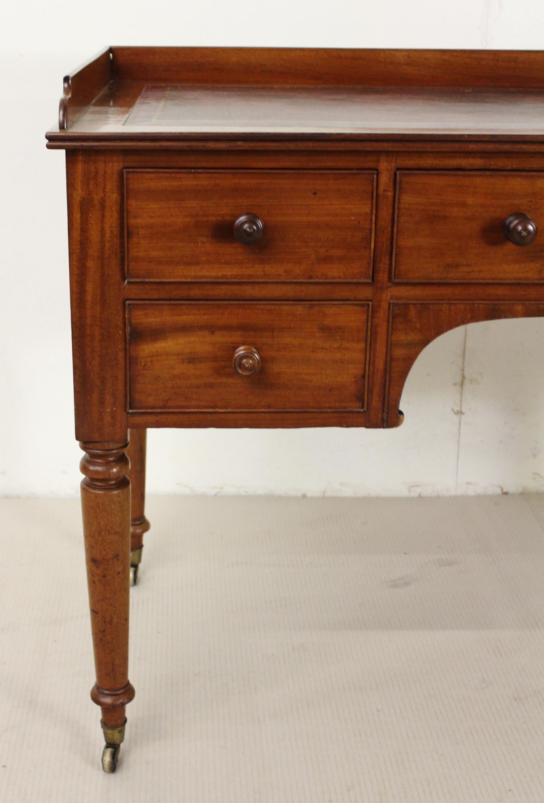 Mid-19th Century Victorian Mahogany Writing Table 5