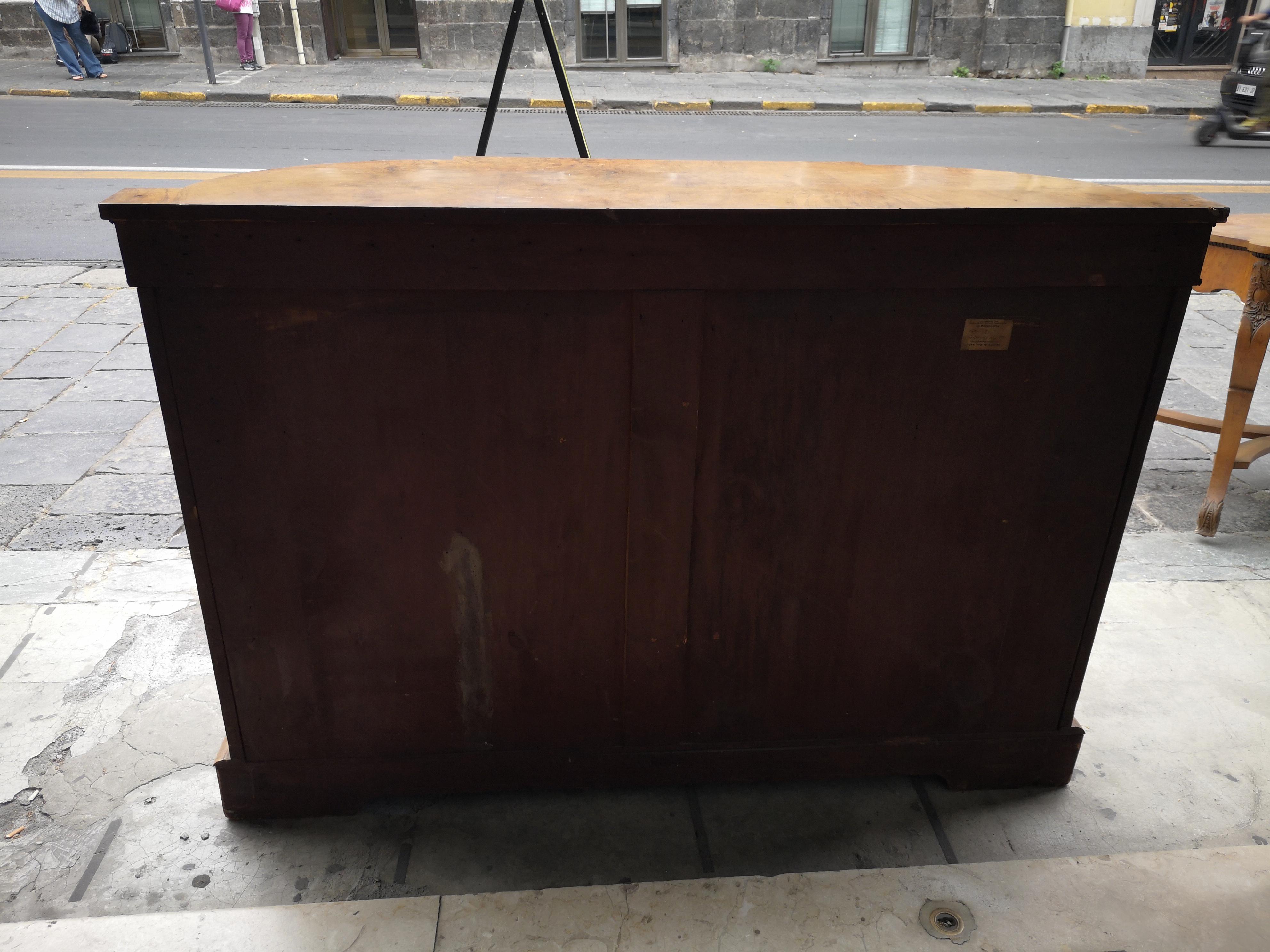 Mid-19th century Victorian sideboard in walnut and briar and bronze decorations For Sale 5