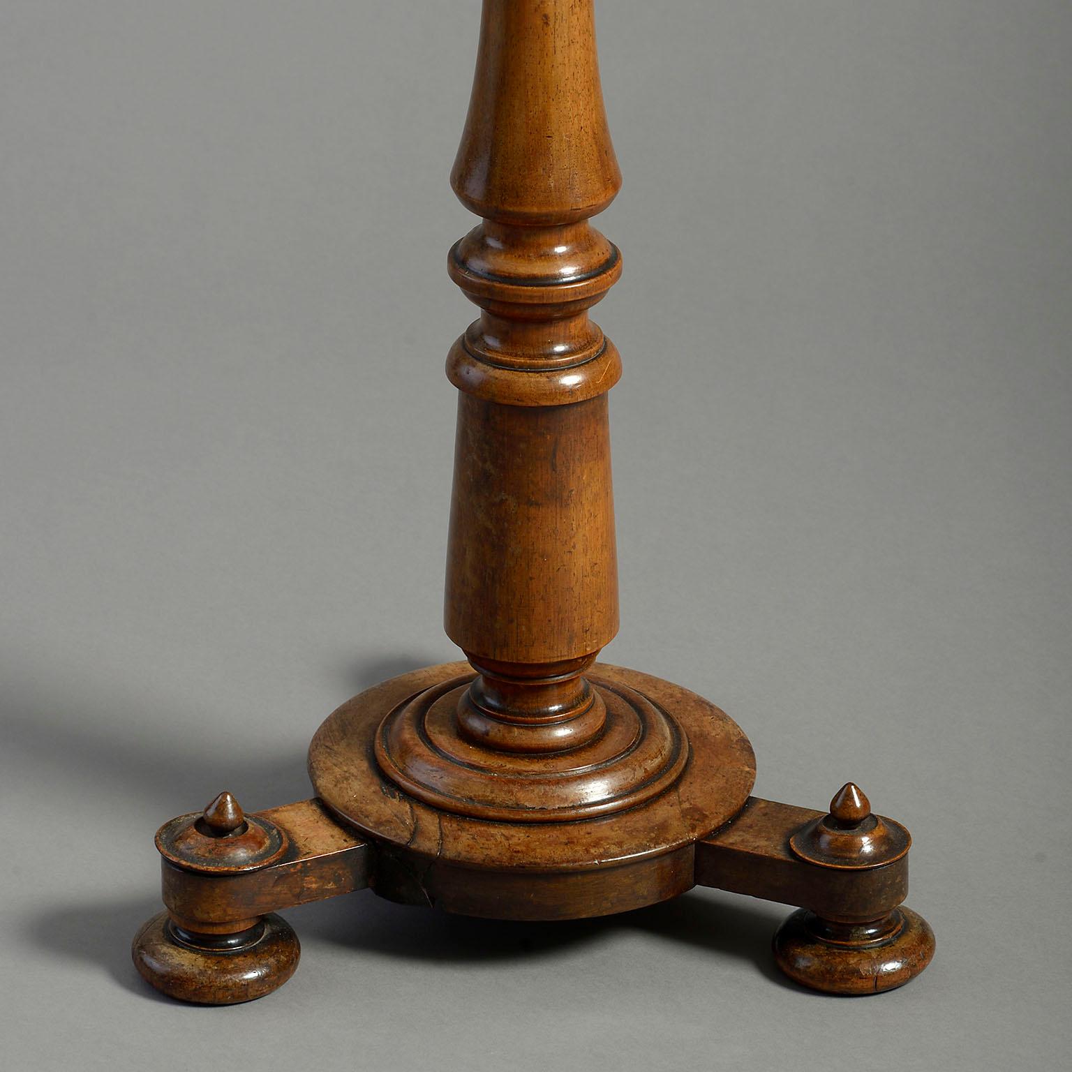 Turned Mid-19th Century Victorian Walnut Occasional Table