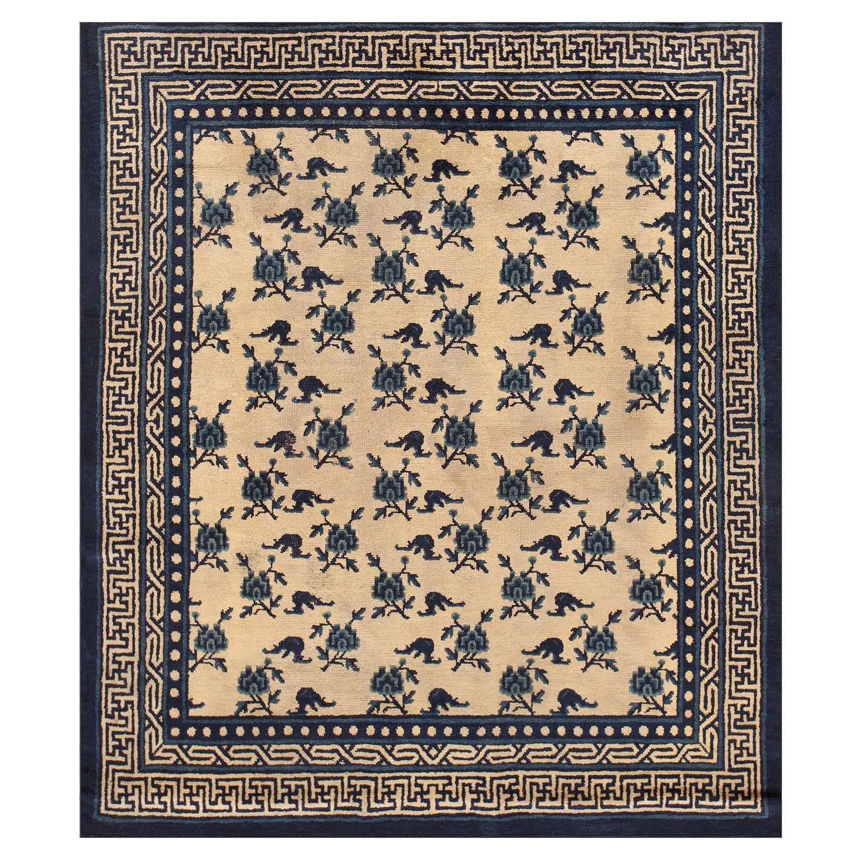Tapis chinois Ningxia du milieu du 19ème siècle ( 4'10" x 5'6" - 147 x 168 )