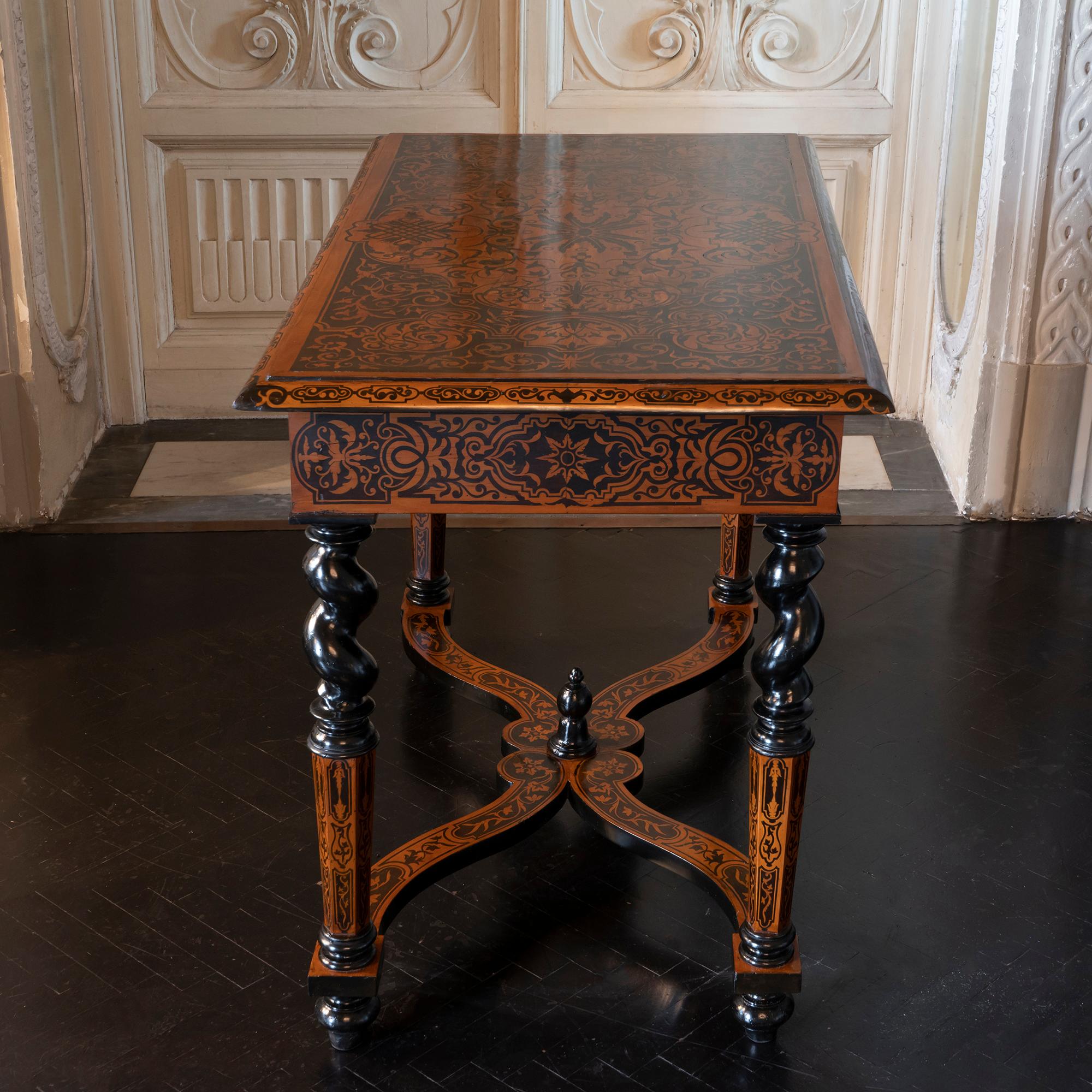 Mid-19th Century Walnut Inlaid Floral Marquetry French Writing Table 2