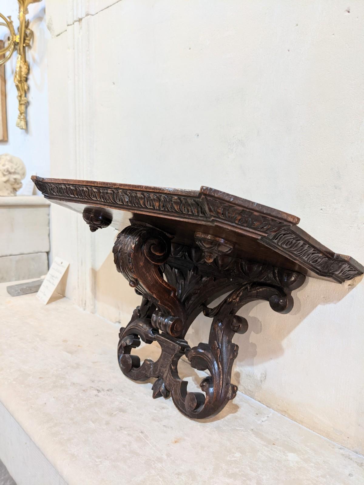 Mid-19th Century Walnut Shelf from France For Sale 1