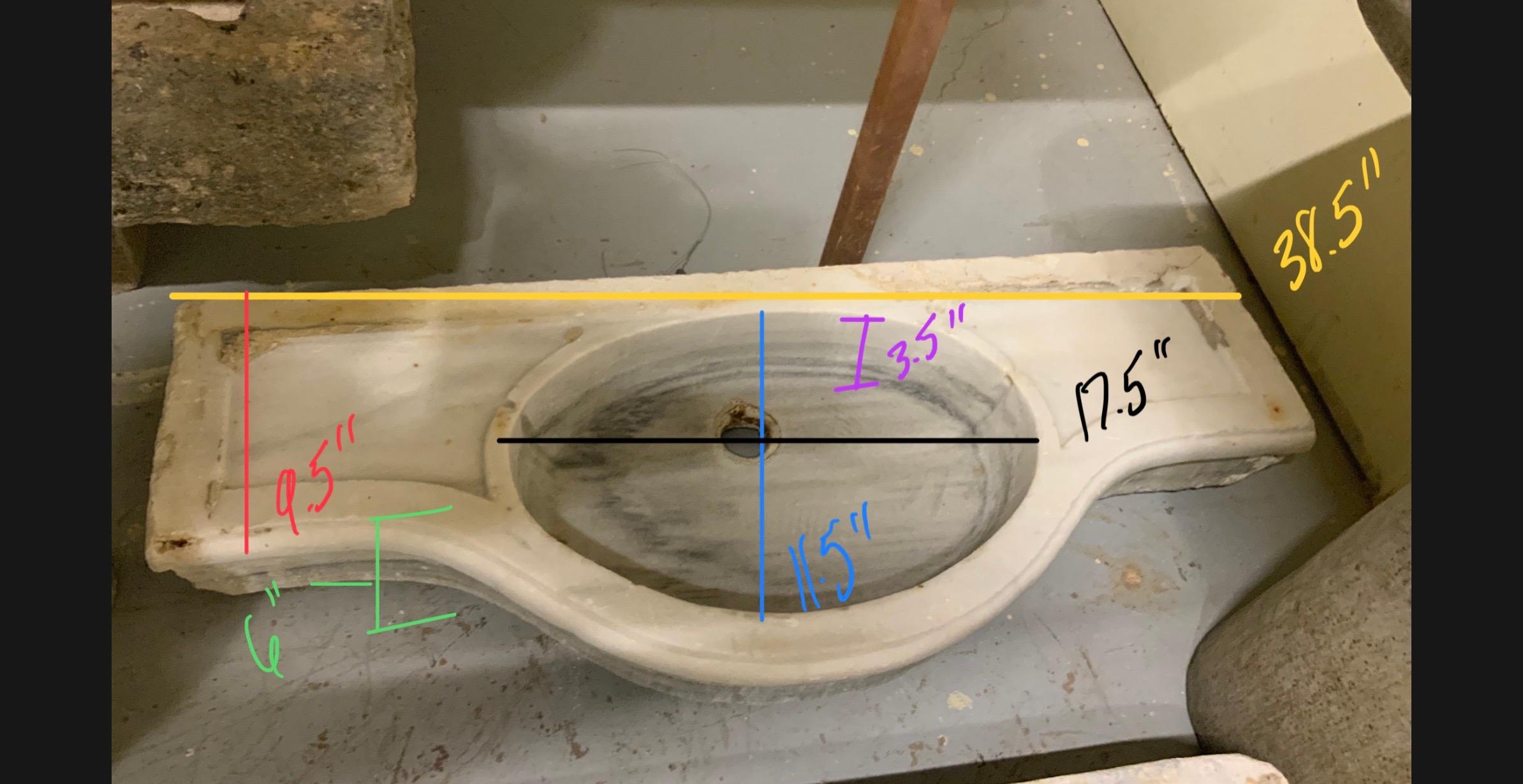 Mid 19th Century White Marble Sink In Good Condition For Sale In Dallas, TX