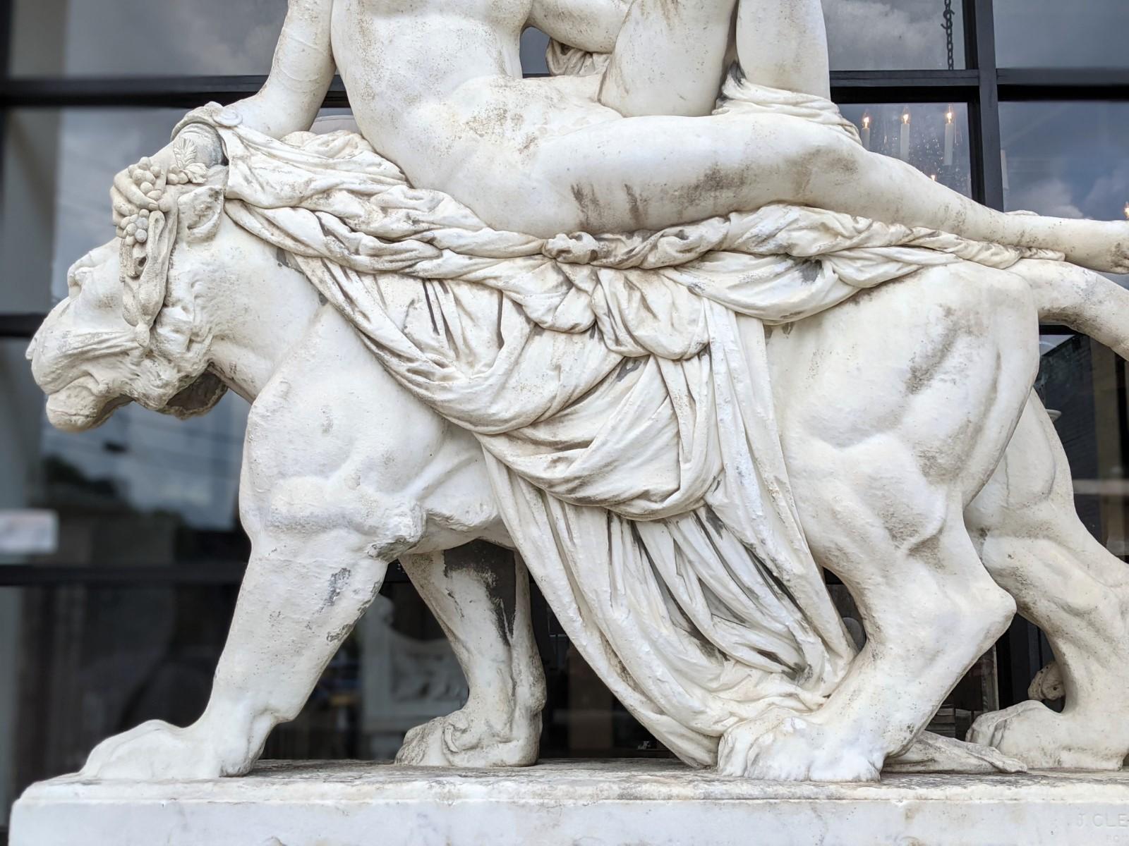 Statua in marmo bianco della metà del XIX secolo 
