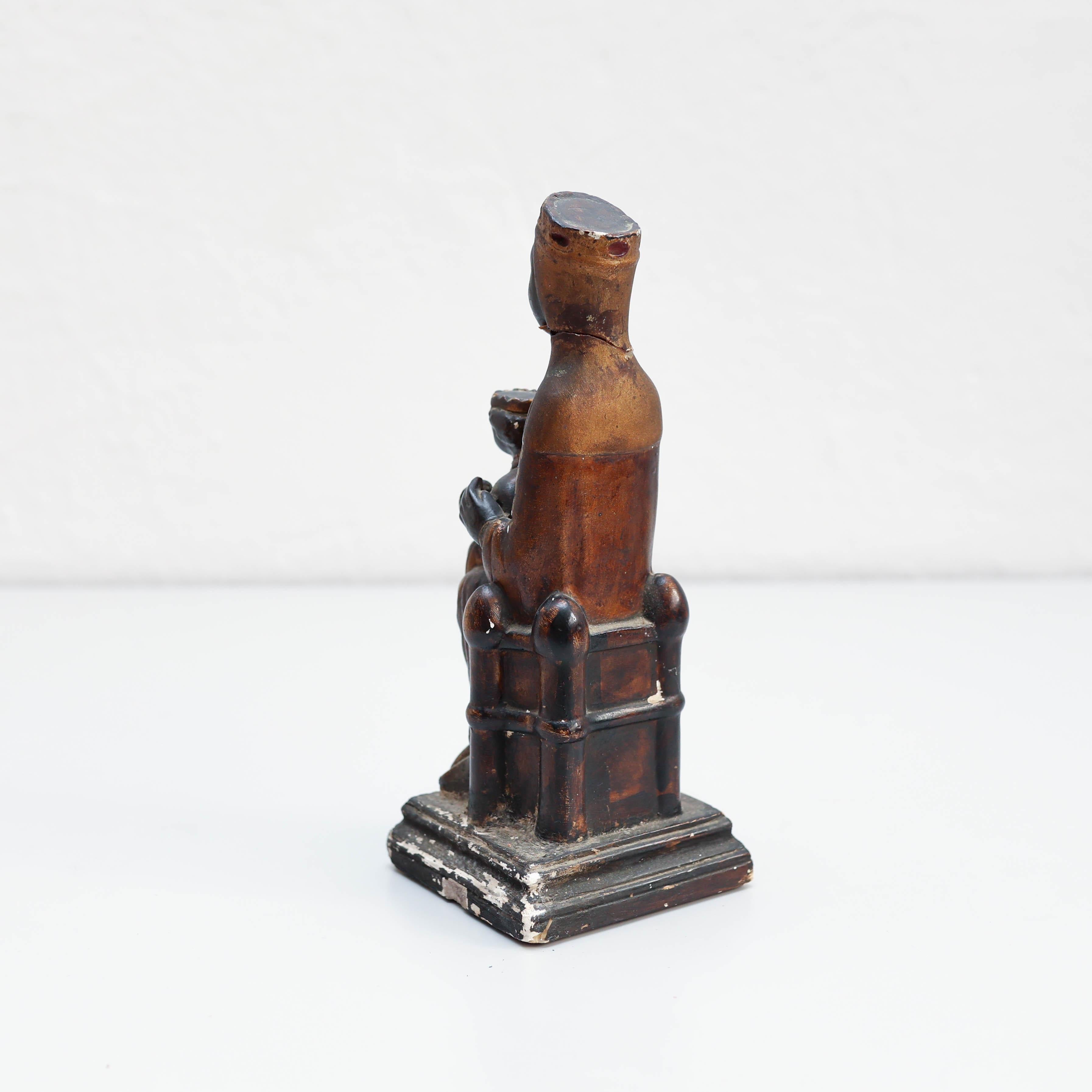 Statue de la Vierge de Montserrat en bois du milieu du XIXe siècle, vers 1940 Bon état - En vente à Barcelona, ES