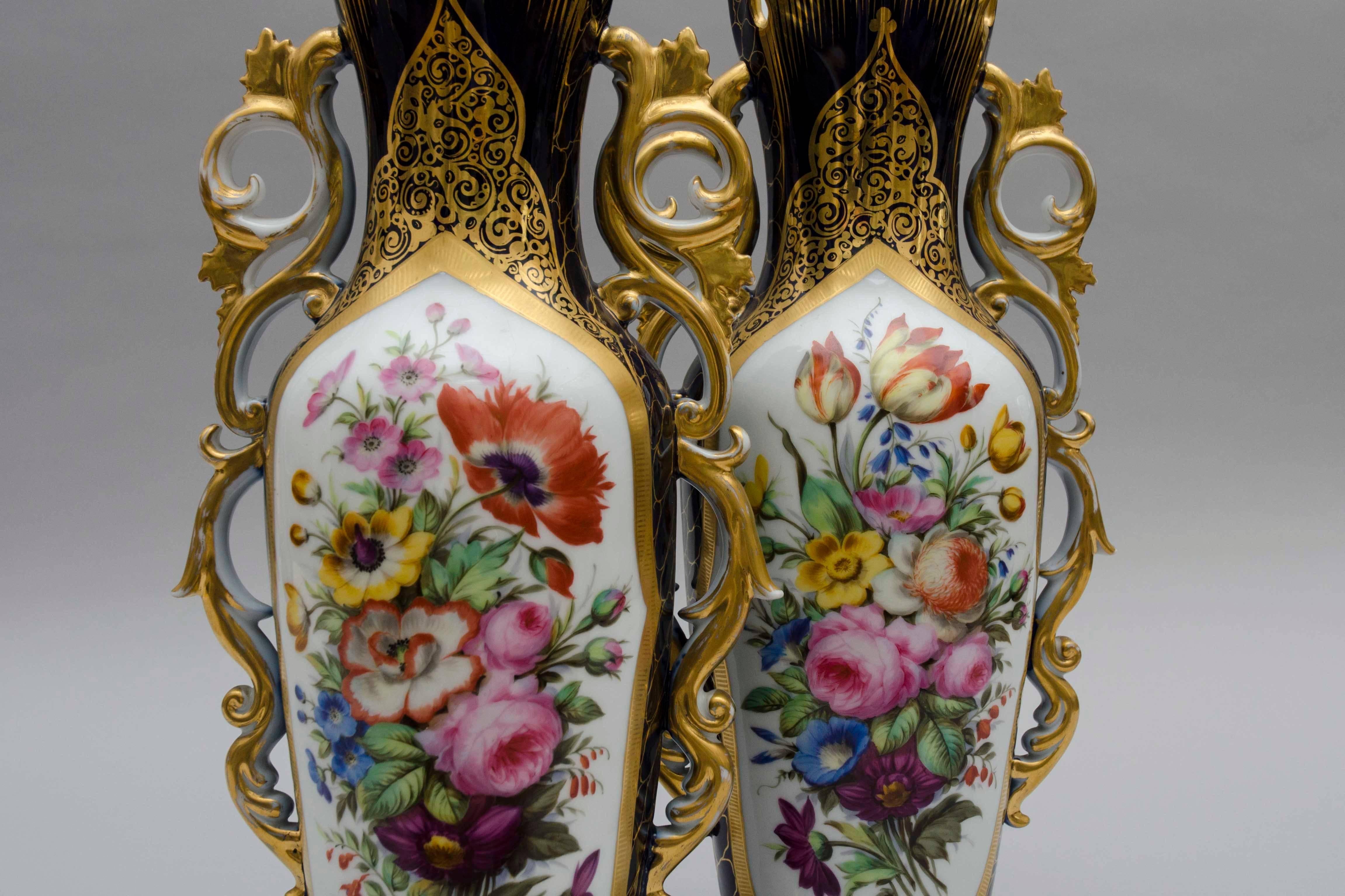 Rococo Revival Mid-19th Century, Cobalt Bleu and Flowers, Porcelain Vases, Valentine, France For Sale