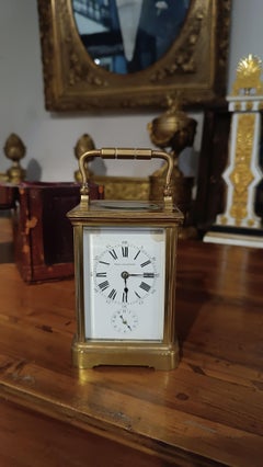 OFICIALINA FRANCESA PEQUEÑA DE BRONCE DORADO DE MEDIO DEL SIGLO XIX