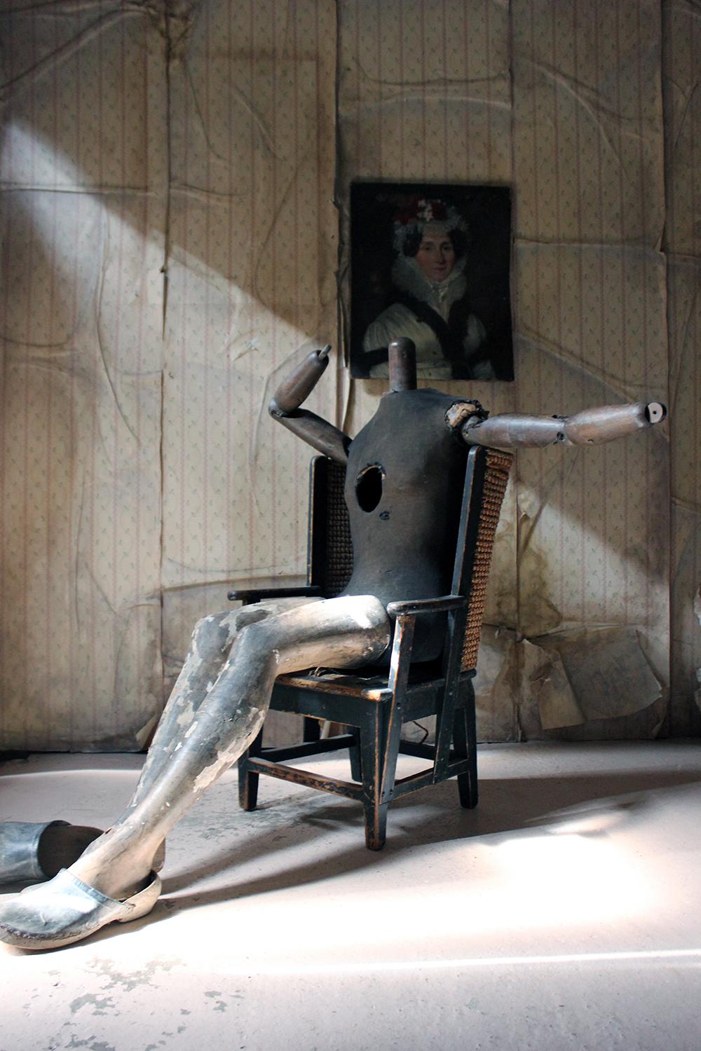 Mid-19th Century German Life-Size Articulated Seated Mannequin, circa 1860 12