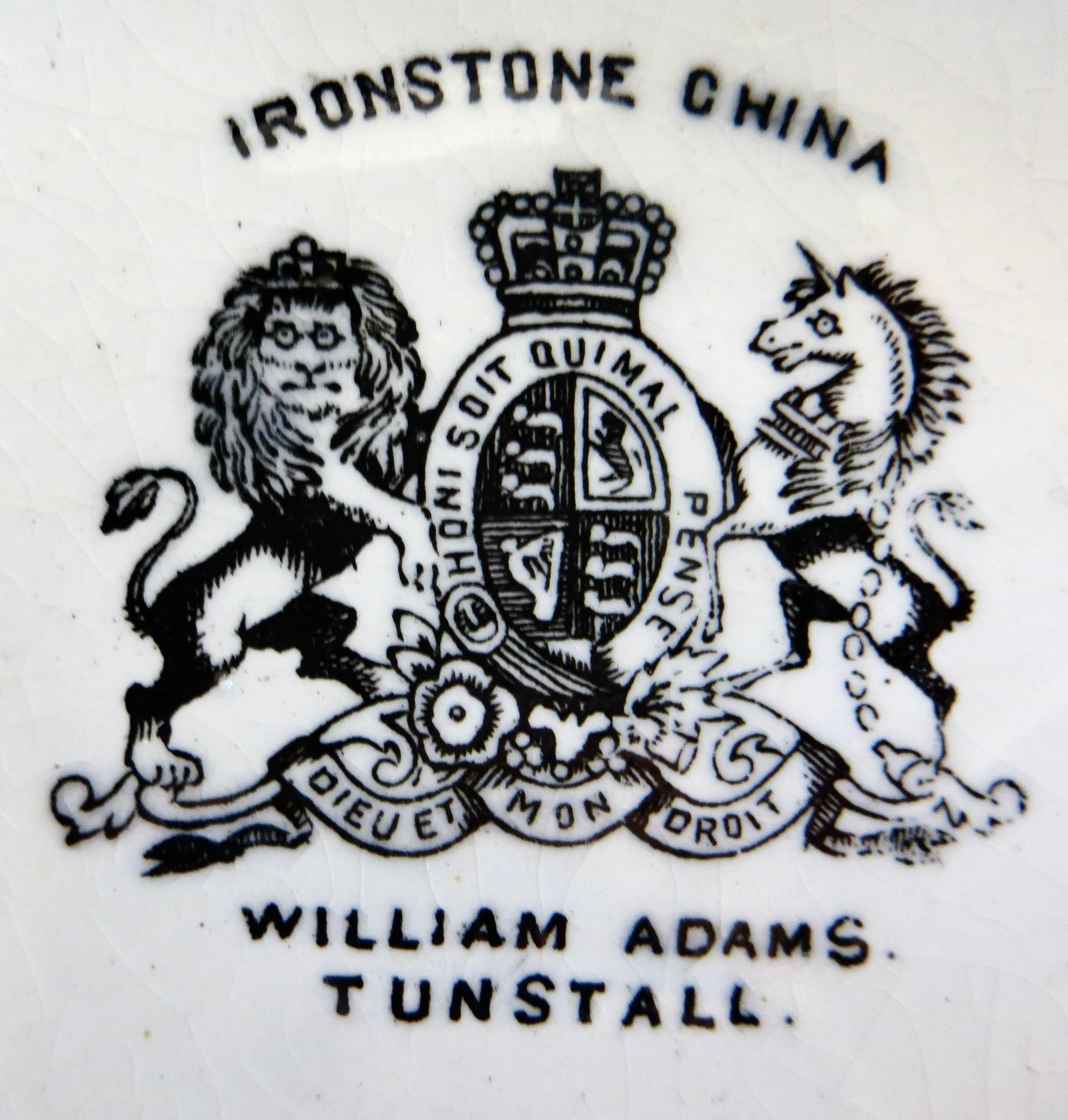 Mitte des 19. Jahrhunderts Weißes Ironstone China Große überdimensionale (3) Stück Suppenterrine, Britisch im Angebot 4