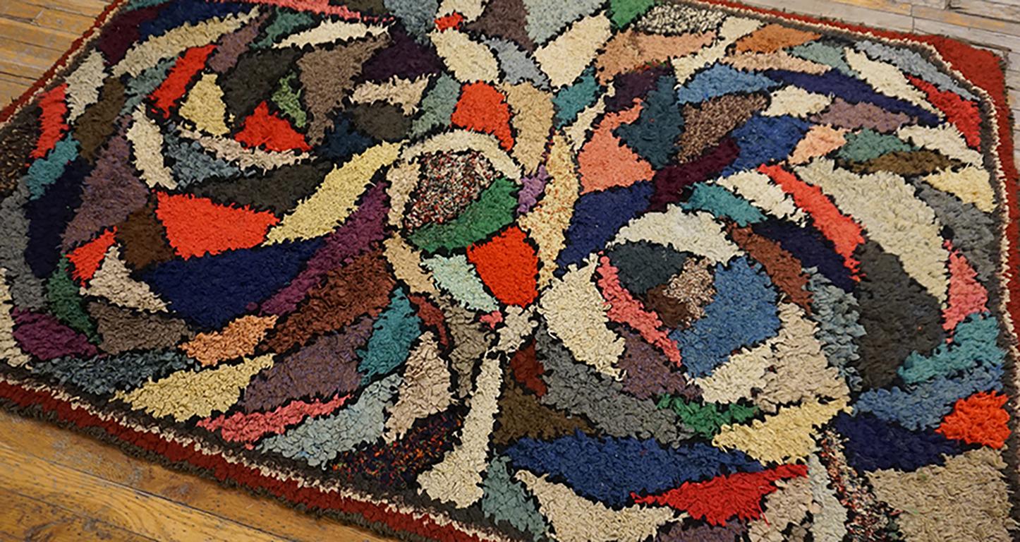 Hand-Woven Mid 20 Century American Hooked Rug For Sale