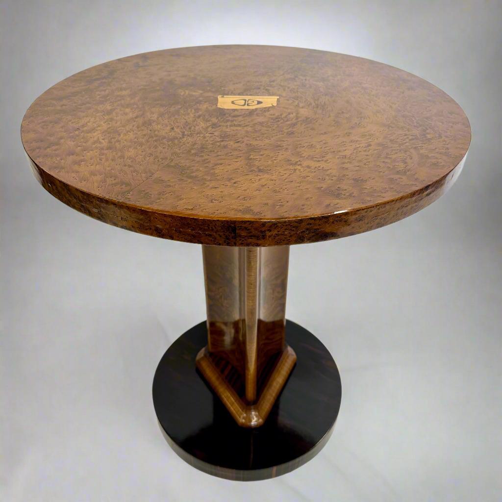 Mid-20 Century Italian Art Deco Round table. (Italienisch) im Angebot