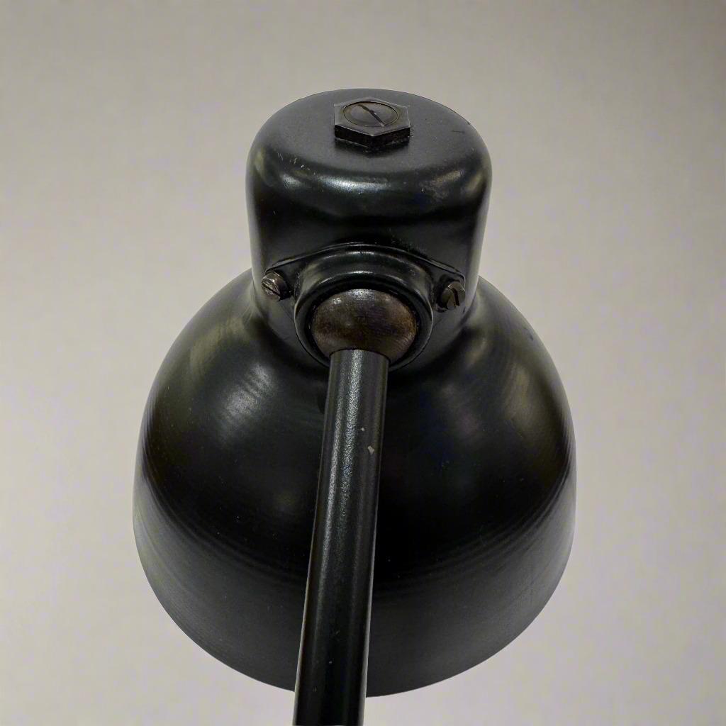 Acier Lampe de bureau Marianne Brandt, Allemagne, milieu du 20e siècle en vente